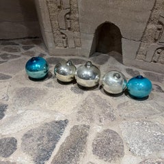 1960s Set of Five Hand Blown Mercury Glass Gazing Spheres Mexico