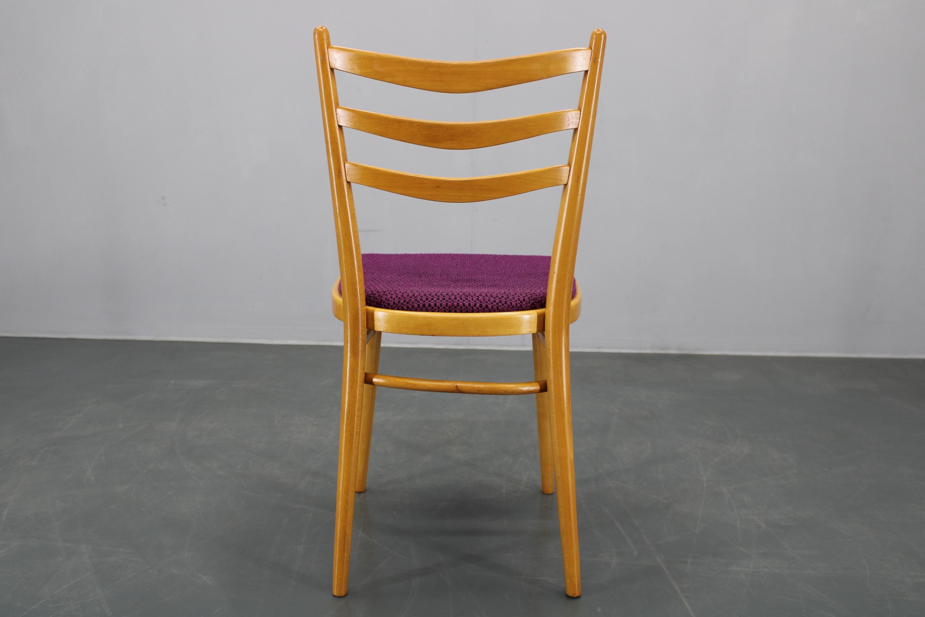 1960s Ensemble de quatre chaises de salle à manger en Beeche, Tchécoslovaquie en vente 8
