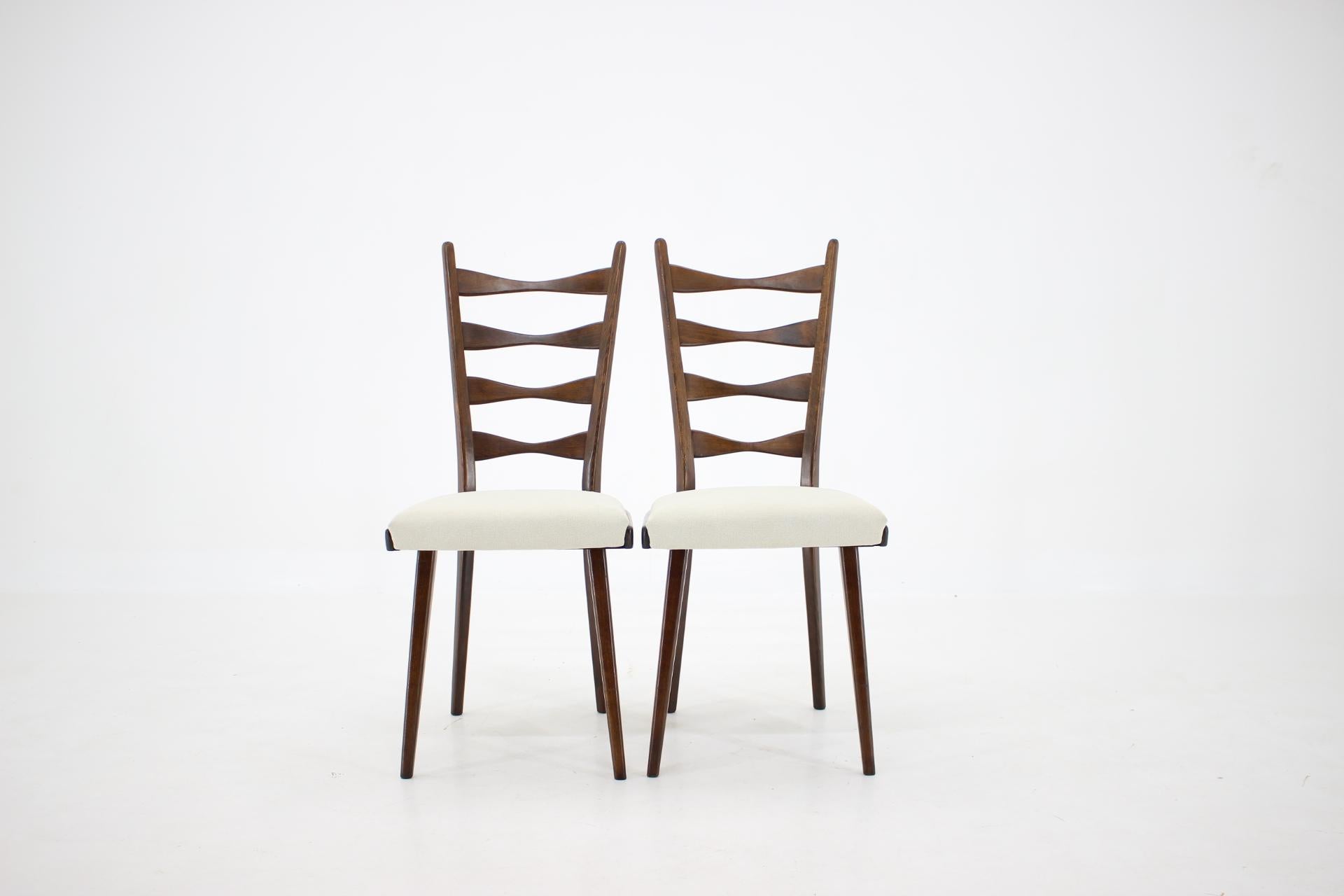 Mid-Century Modern 1960s Set of Four Beech Dining Chairs, Czechoslovakia