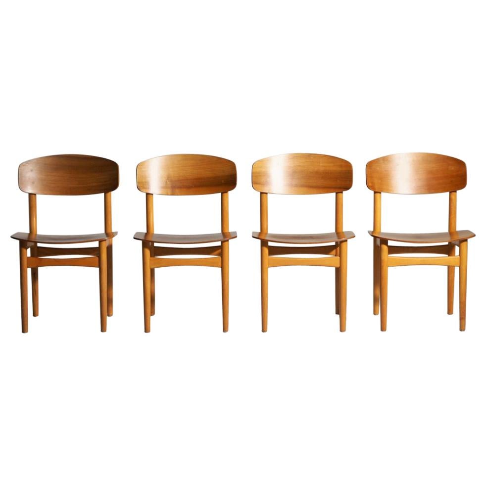 1960s Set of Four Børge Mogensen Chairs in Teakwood, Model 122