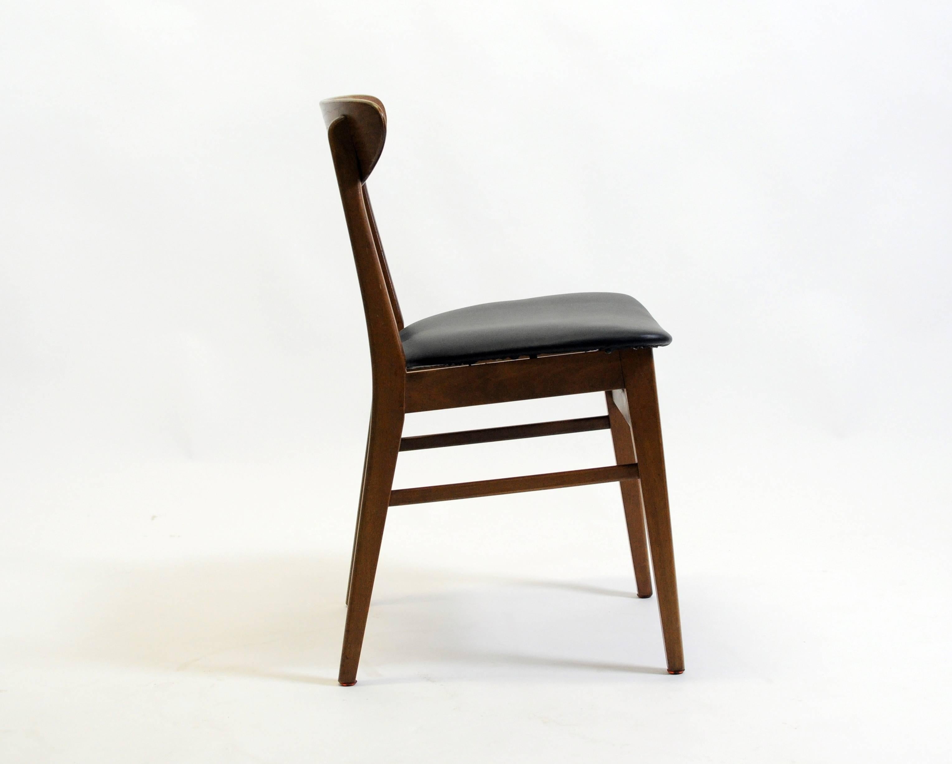 1960s Set of Four Danish Th. Harlev Dining Chairs in Teak and Beech by Farstrup For Sale 4