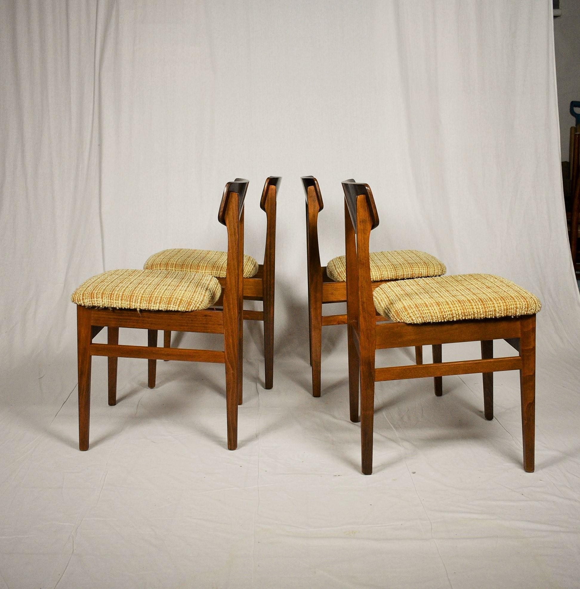 Scandinavian Modern 1960s Set of Four Dining Chairs, Czechoslovakia For Sale