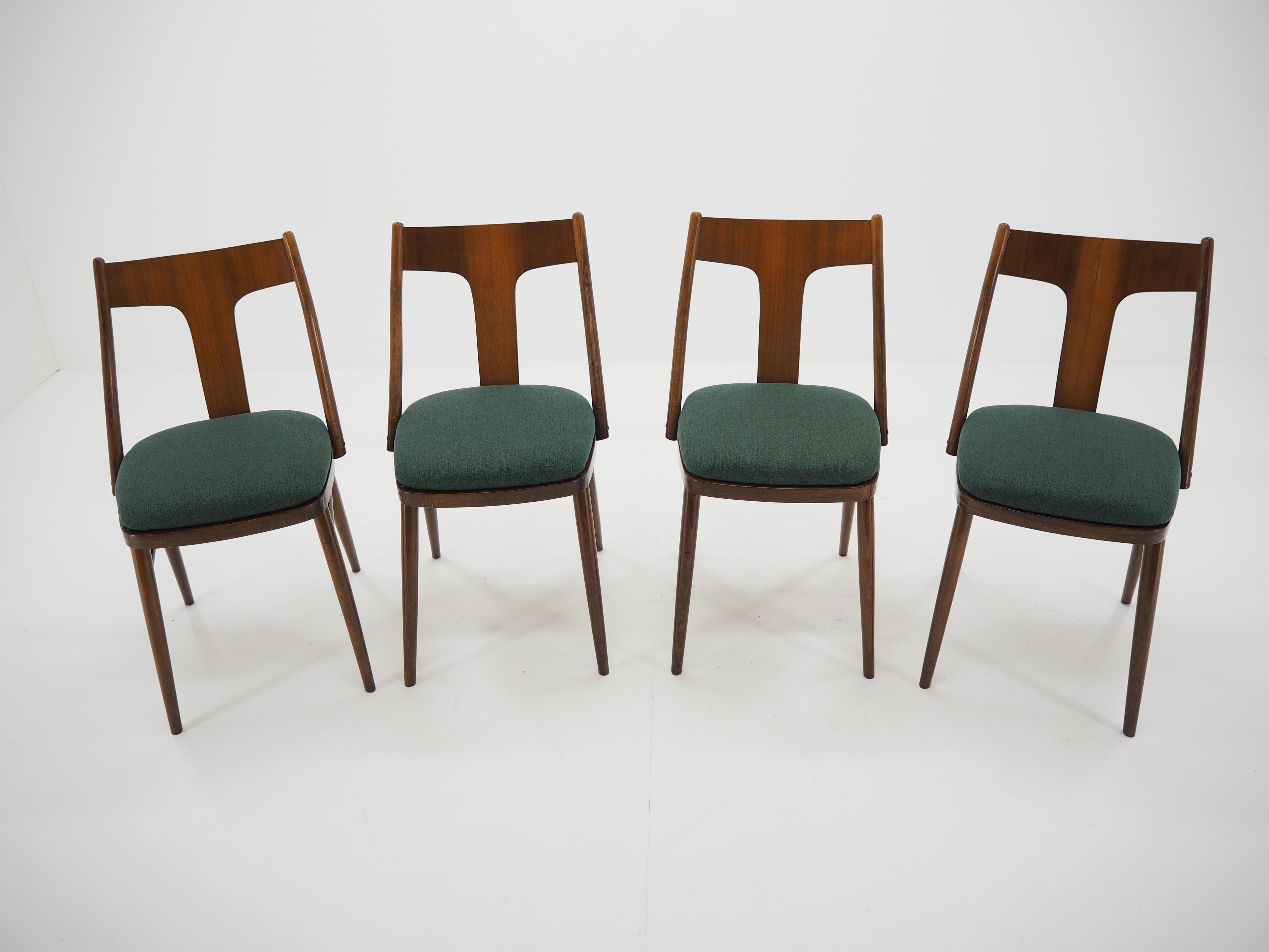 1960s Set of Four Dining Chairs, Czechoslovakia In Good Condition For Sale In Praha, CZ