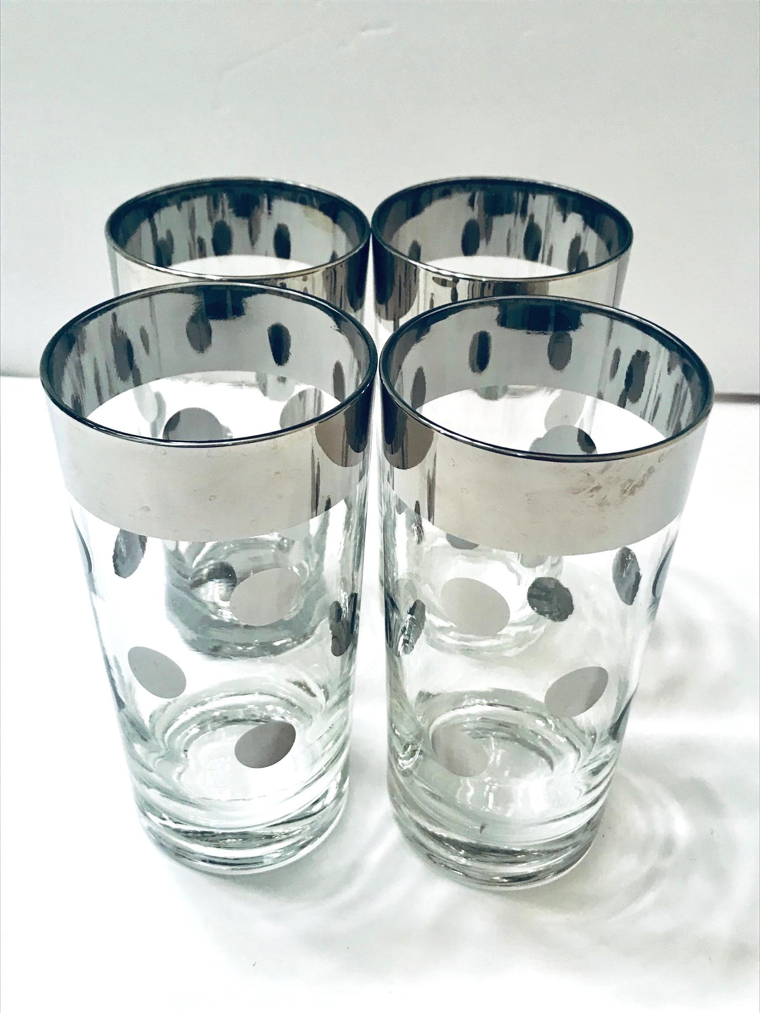American 1960s Set of Four Dorothy Thorpe Barware Glasses with Polka Dot Design