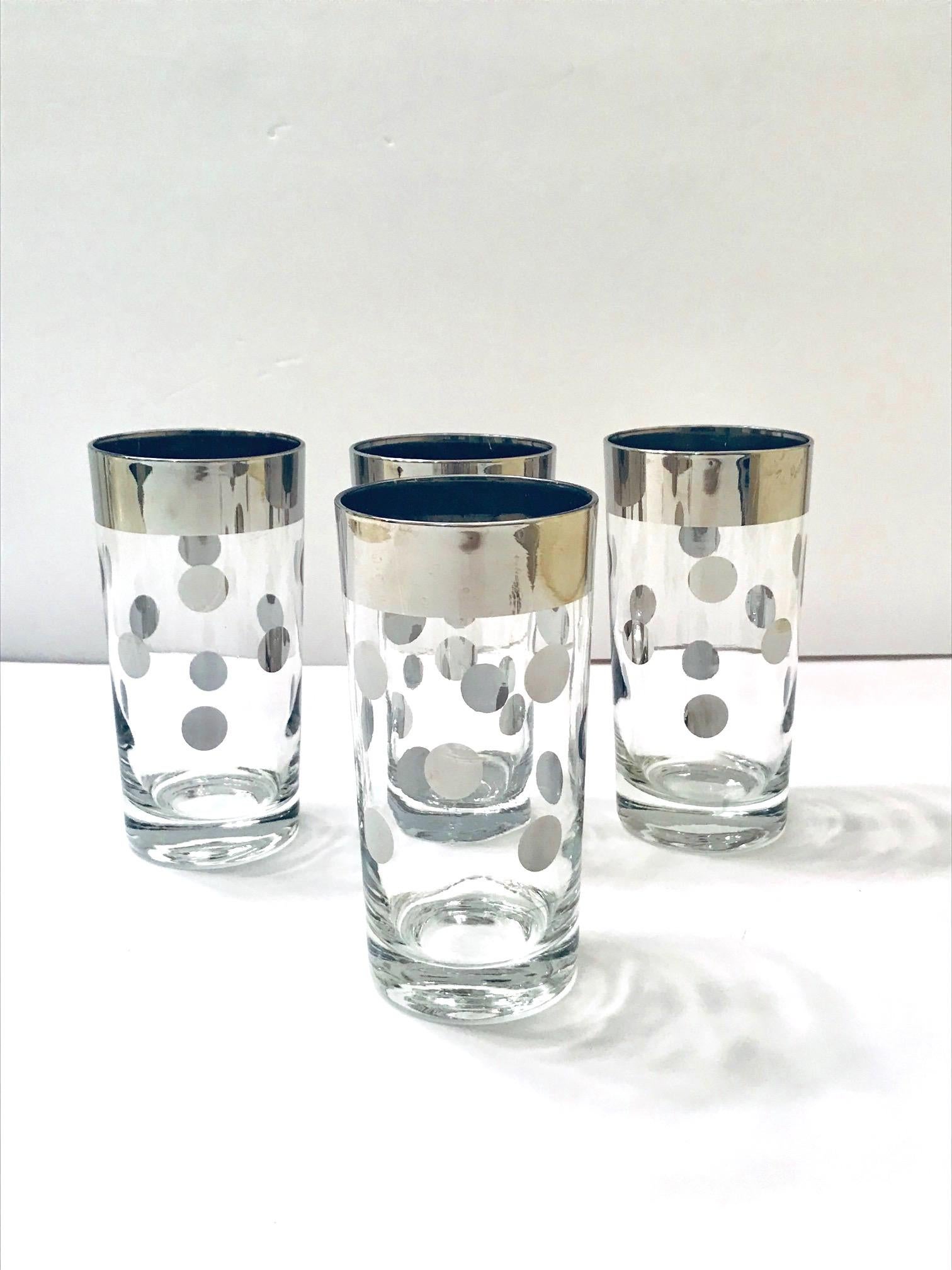 1960s Set of Four Dorothy Thorpe Barware Glasses with Polka Dot Design In Good Condition In Fort Lauderdale, FL