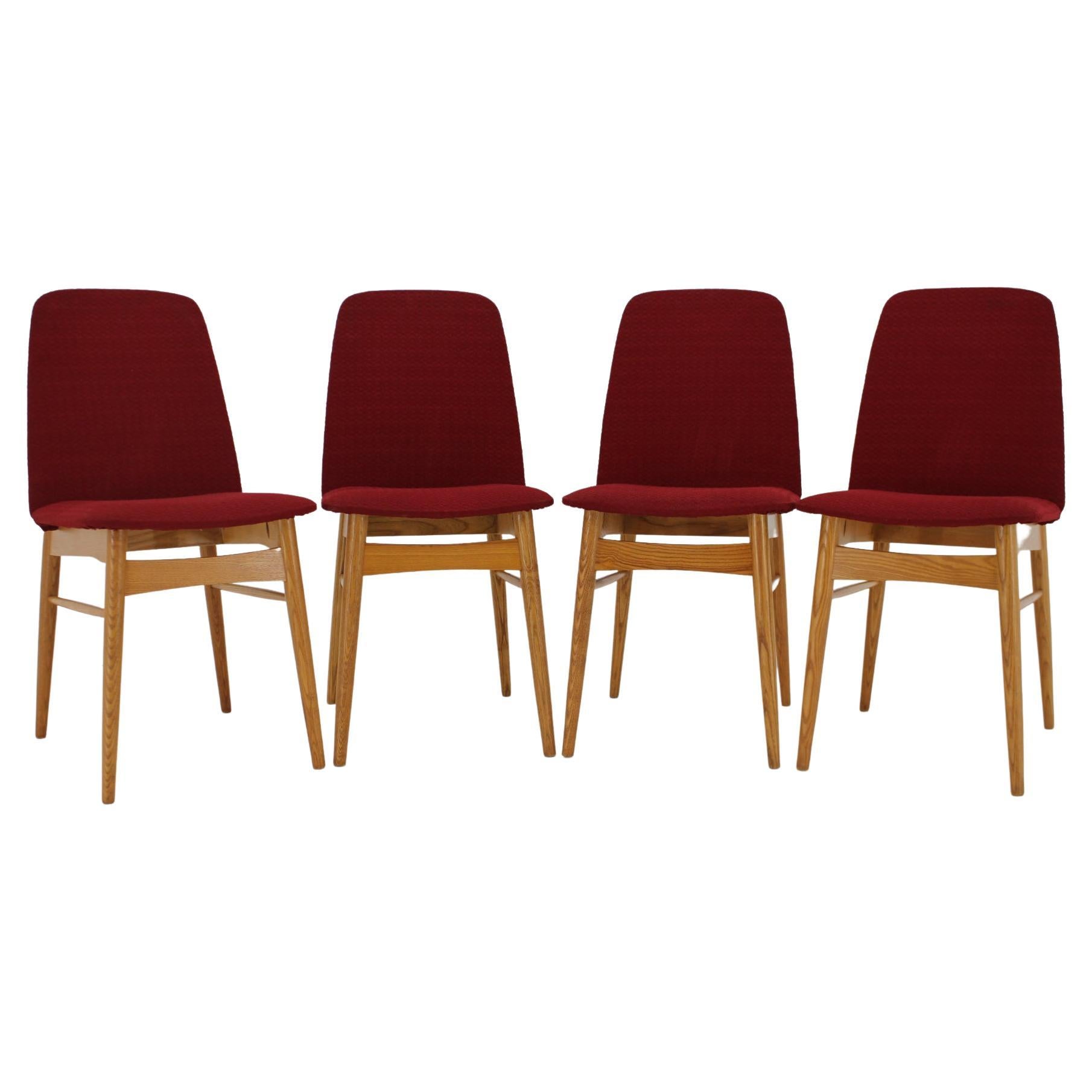 1960s Set of Four Elm Dining Chairs, Czechoslovakia For Sale