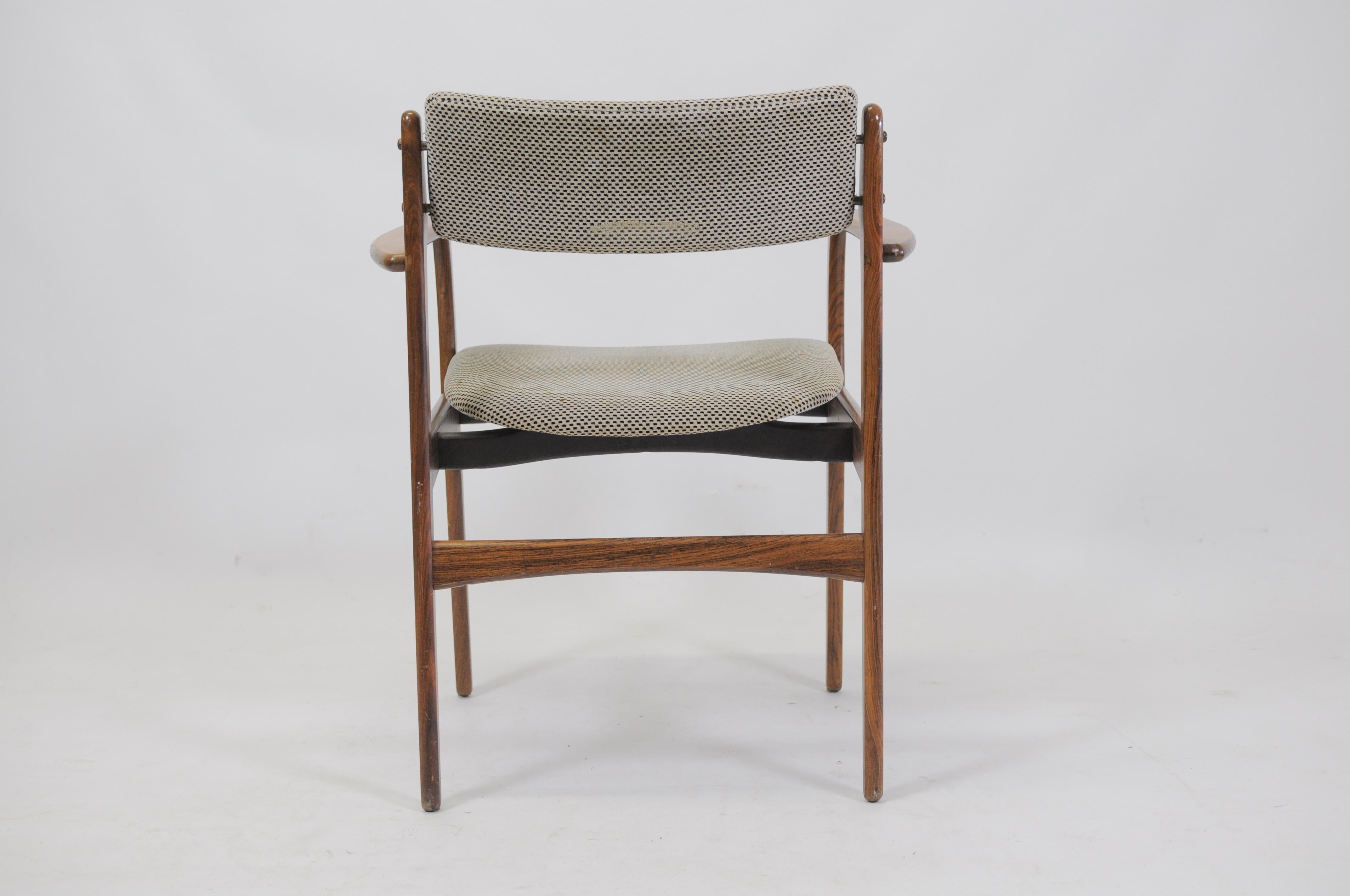 Satz von vier Erik Buch Modell 50 Sesseln aus Palisanderholz - Inc. Neupolsterung, 1960er Jahre (Skandinavische Moderne) im Angebot