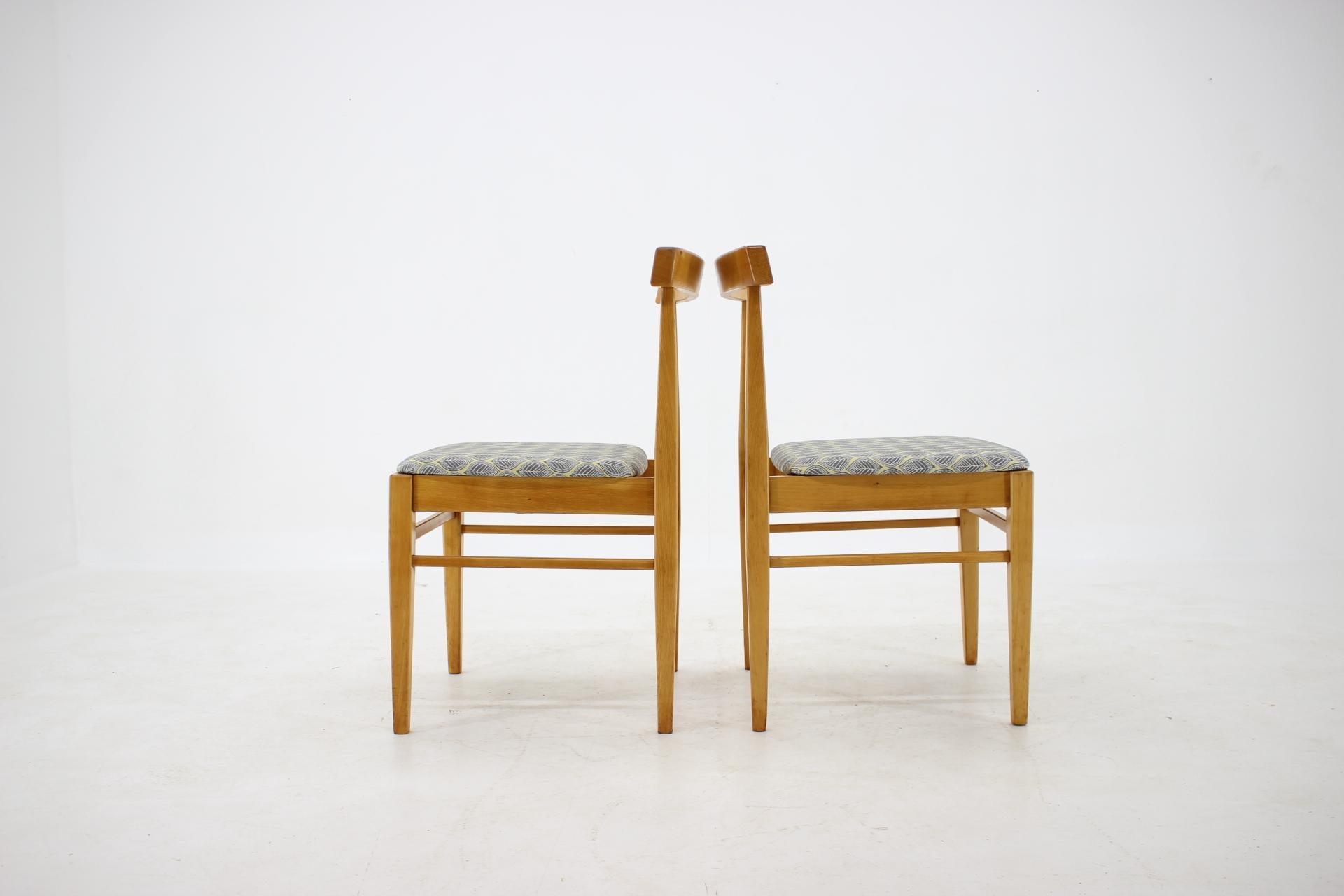 Mid-20th Century 1960s Set of Four Minimalist Dining Chairs, Czechoslovakia  For Sale