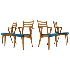 Ensemble de quatre chaises de salle à manger en chêne des années 1960, Tchécoslovaquie