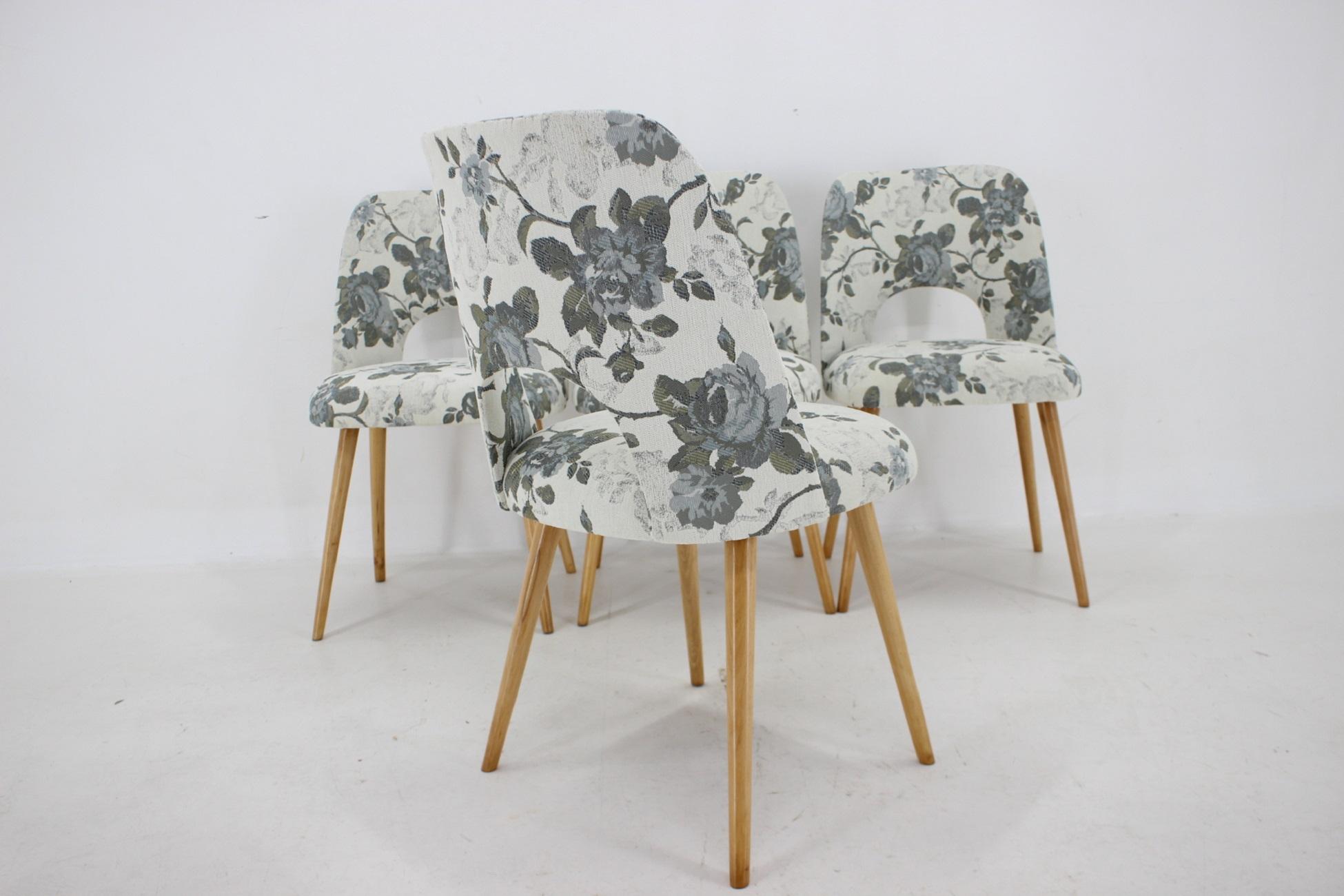 1960s Set of Four Oswald Haerdtl Dining Chairs in Fabric, Czechoslovakia For Sale 4