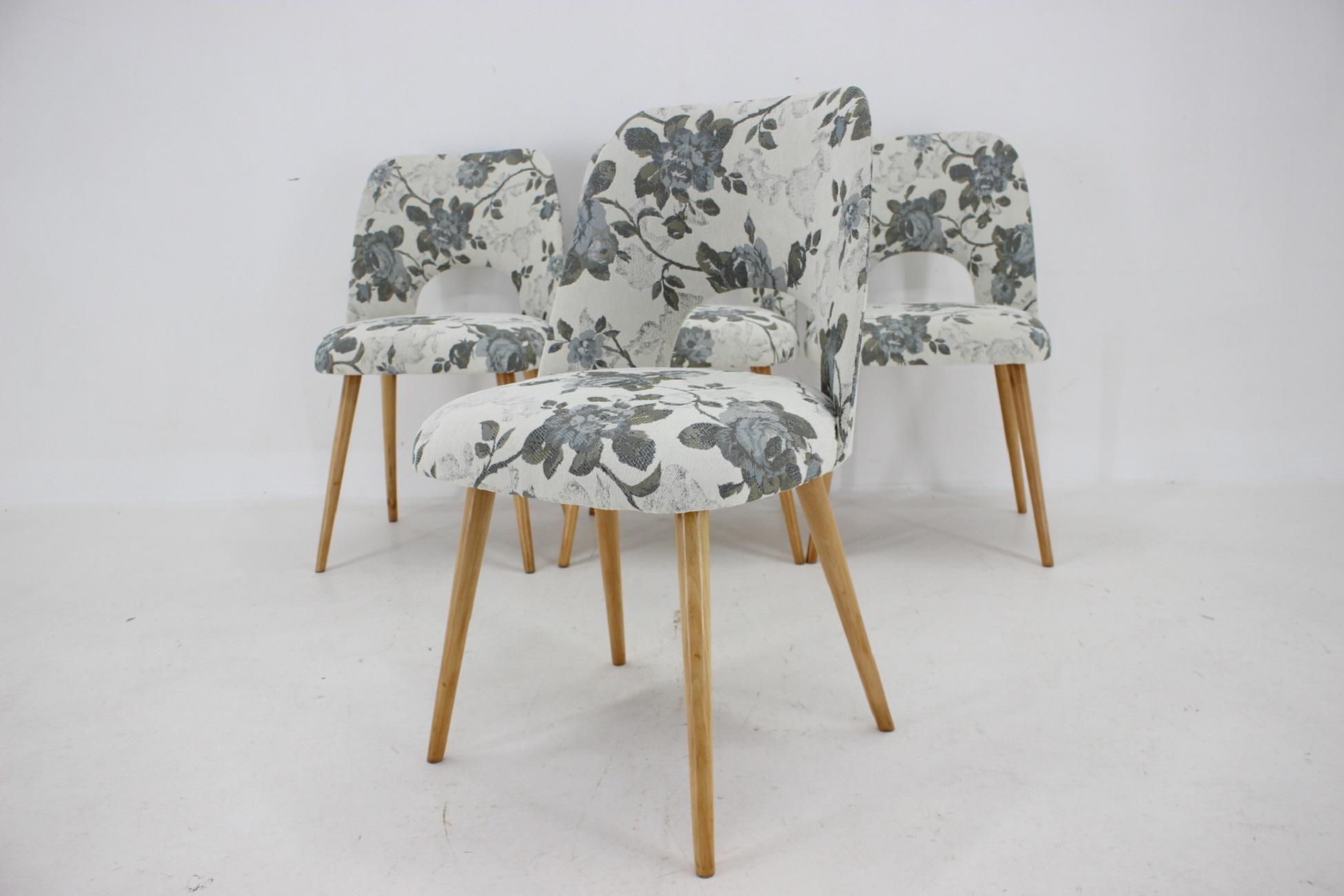Mid-20th Century 1960s Set of Four Oswald Haerdtl Dining Chairs in Fabric, Czechoslovakia For Sale