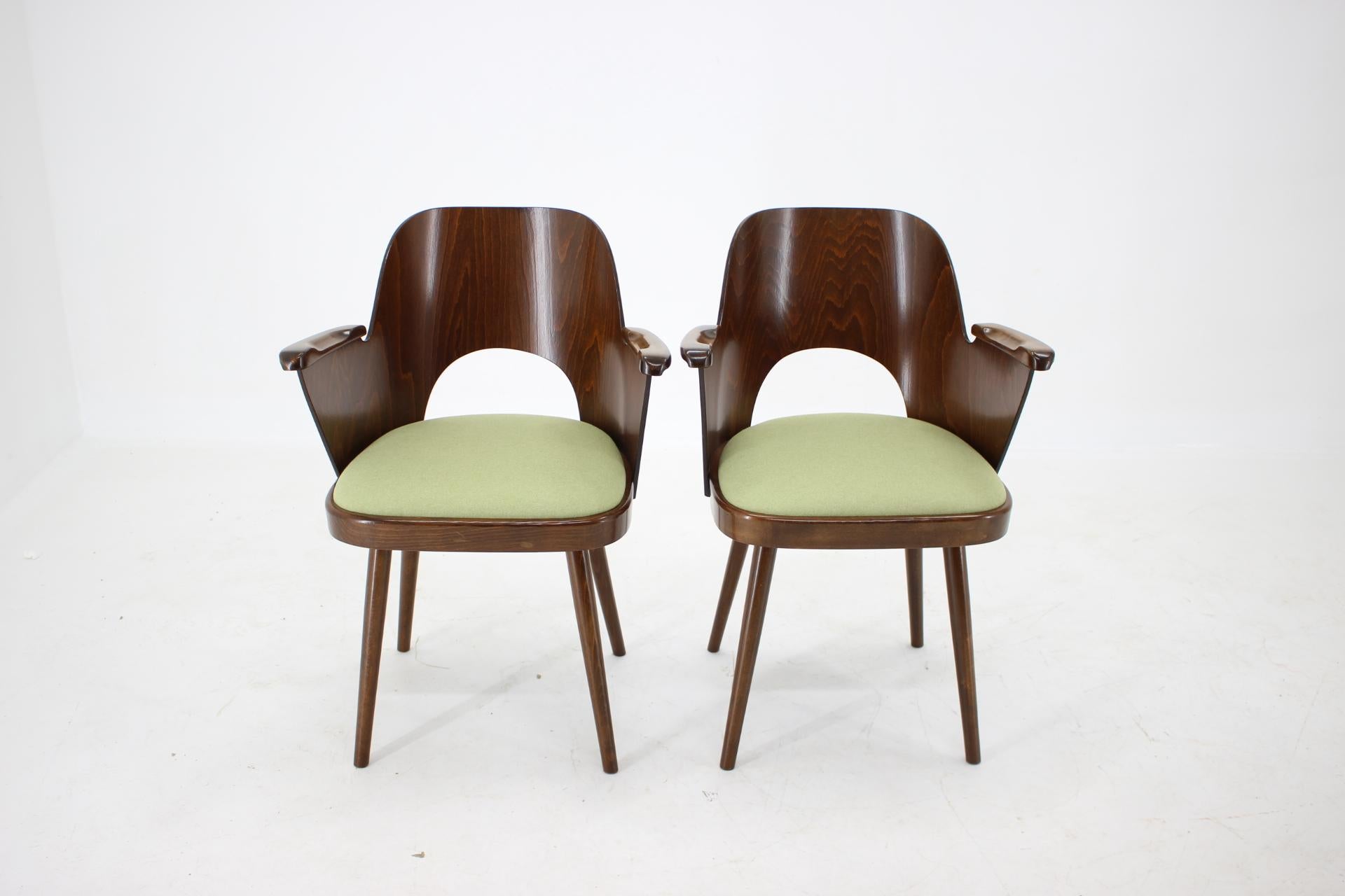 1960s Set of Four Oswald Haerdtl Dining Chairs, Czechoslovakia In Good Condition For Sale In Praha, CZ