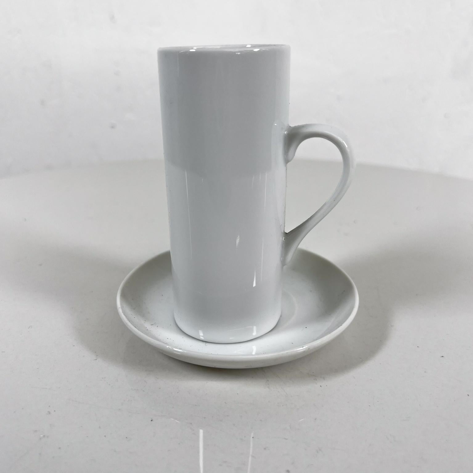 1960s Set of Four Porcelain Espresso Demitasse Cups & Saucers Lagardo Tackett 1