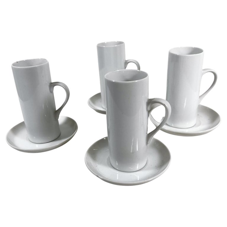 https://a.1stdibscdn.com/1960s-set-of-four-porcelain-espresso-demitasse-cups-saucers-lagardo-tackett-for-sale/f_9715/f_344024021684776278389/f_34402402_1684776278789_bg_processed.jpg?width=768
