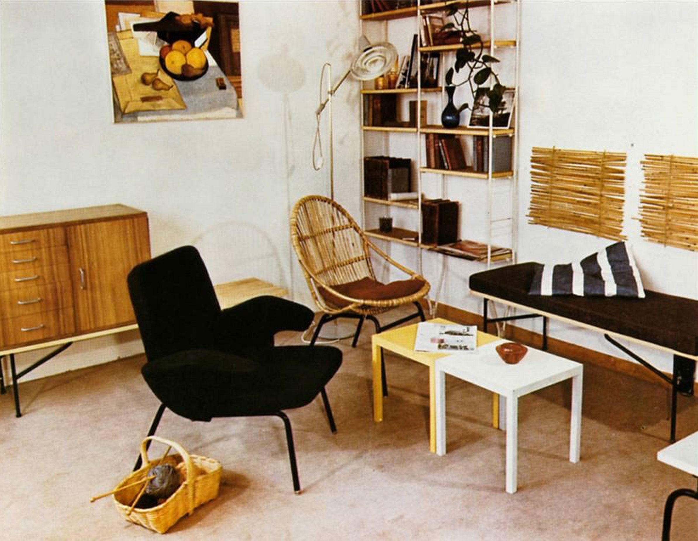 1960's Set of Four Rattan Armchairs and Side Table by Jaroslav Prochazka for ULU For Sale 11