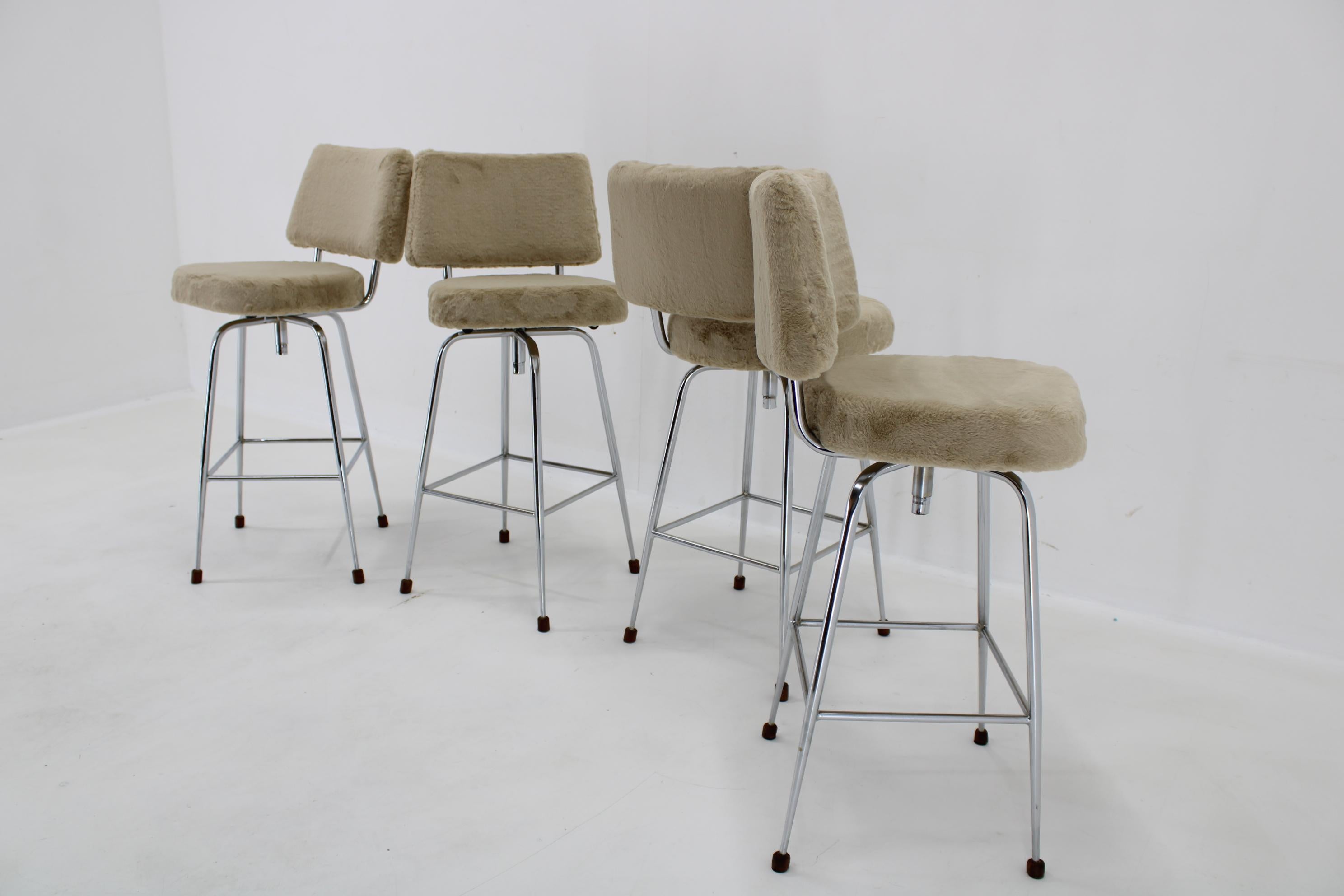 1960s Set of Four Restored Bar Chairs, Czechoslovakia For Sale 1