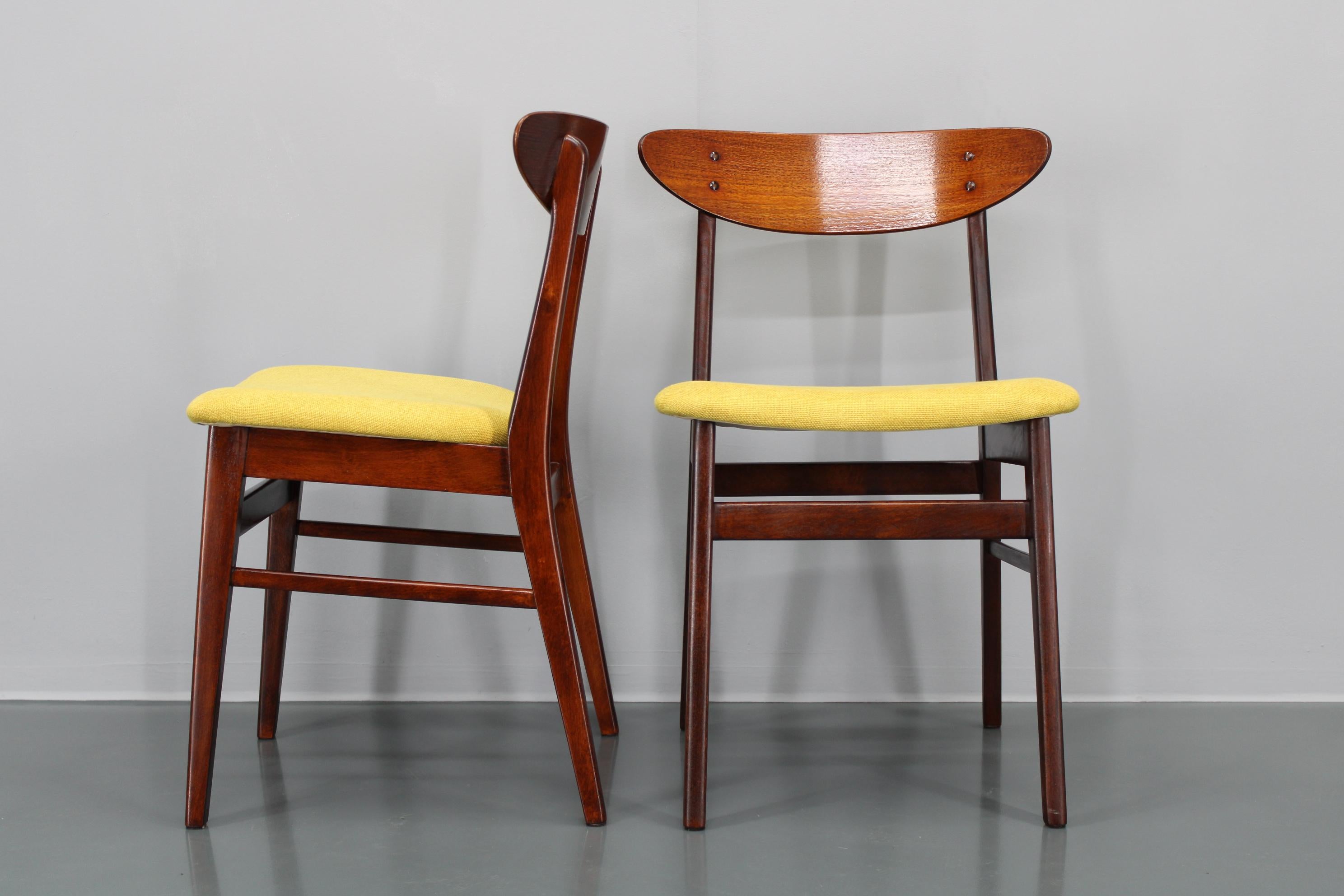 Juego de cuatro sillas de comedor restauradas de los años 60, Farstrup, Dinamarca en venta 8