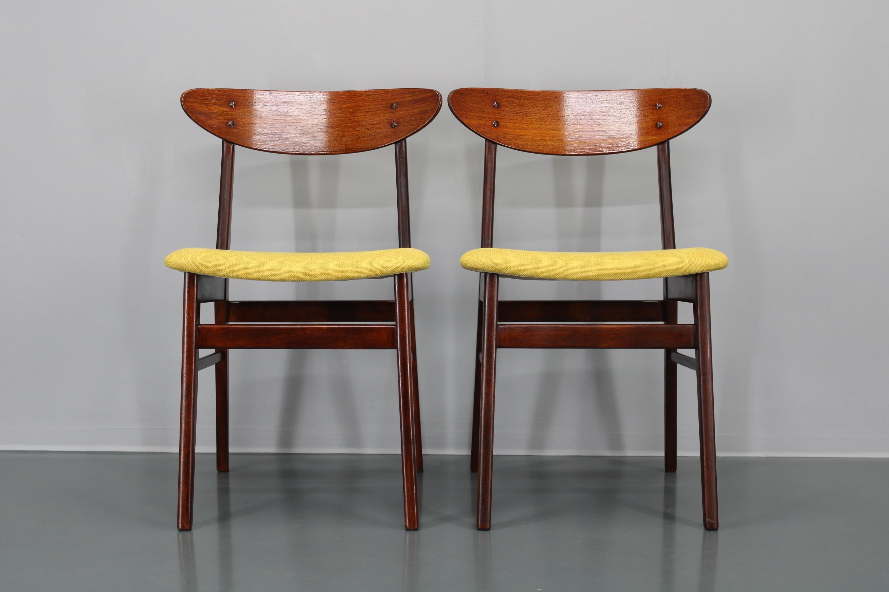 Juego de cuatro sillas de comedor restauradas de los años 60, Farstrup, Dinamarca en venta 9