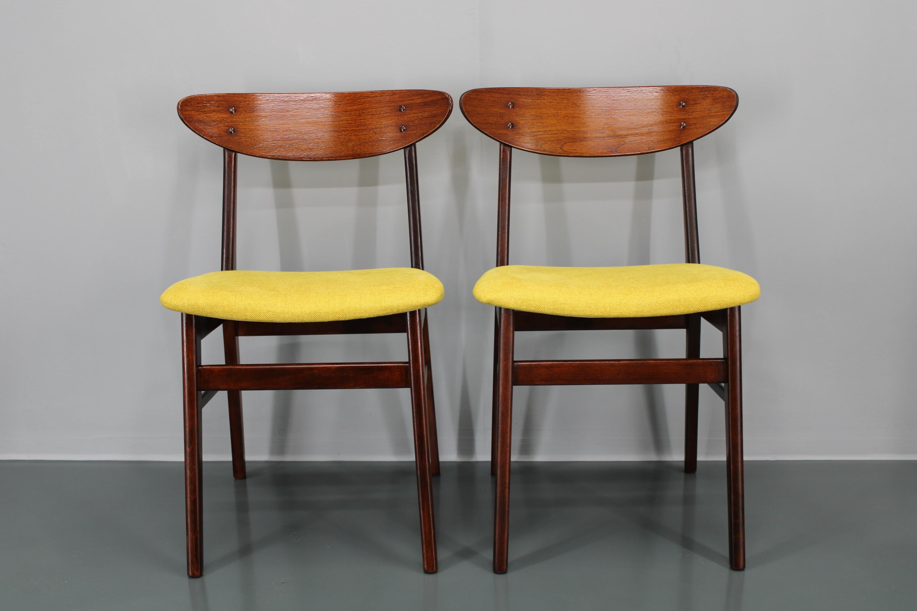 Juego de cuatro sillas de comedor restauradas de los años 60, Farstrup, Dinamarca Danés en venta