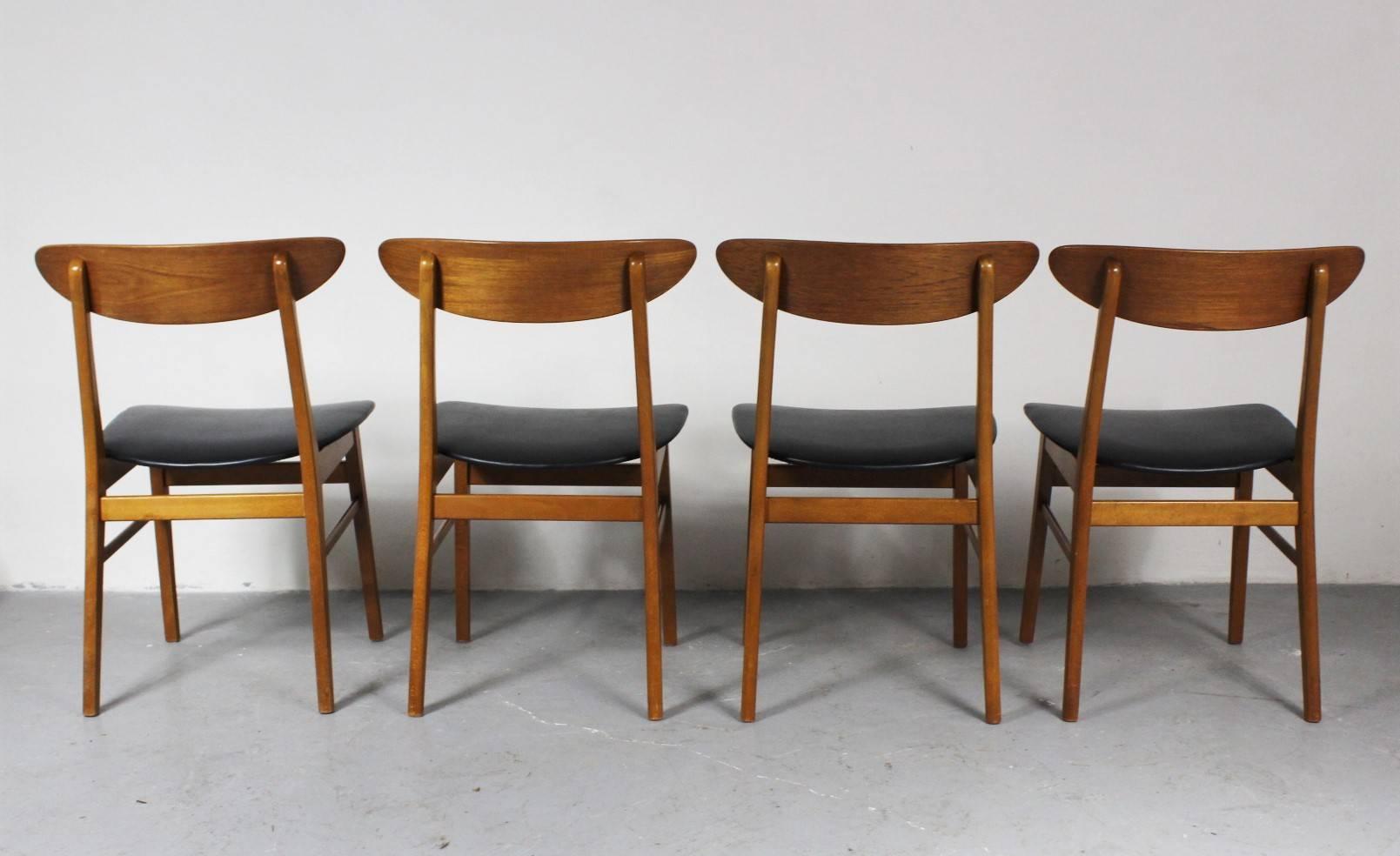 1960s Set of Four Teak Dining Chairs, Denmark In Good Condition For Sale In Cimelice, Czech republic
