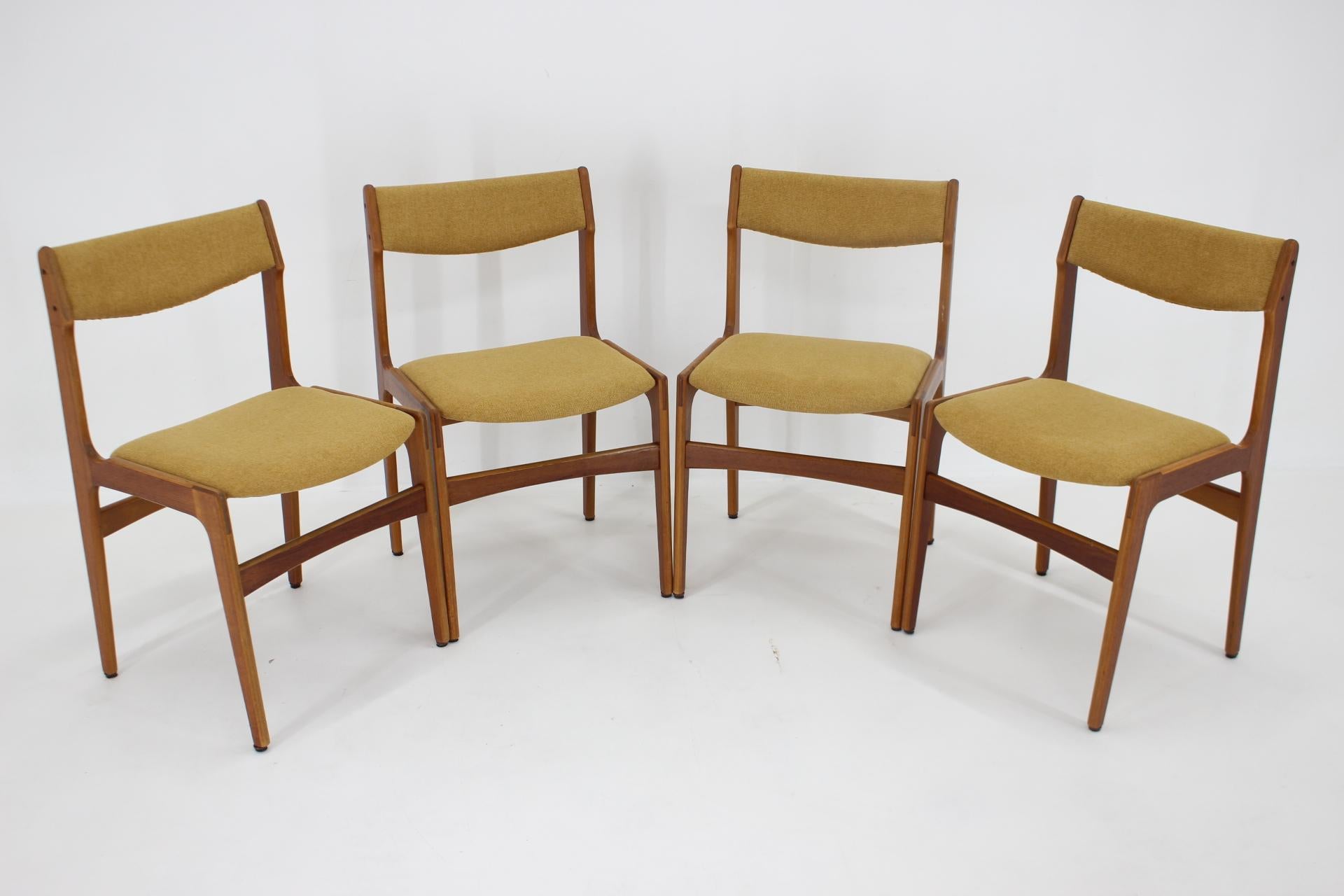 Mid-Century Modern 1960s Set of Four Teak Dining Chairs, Denmark