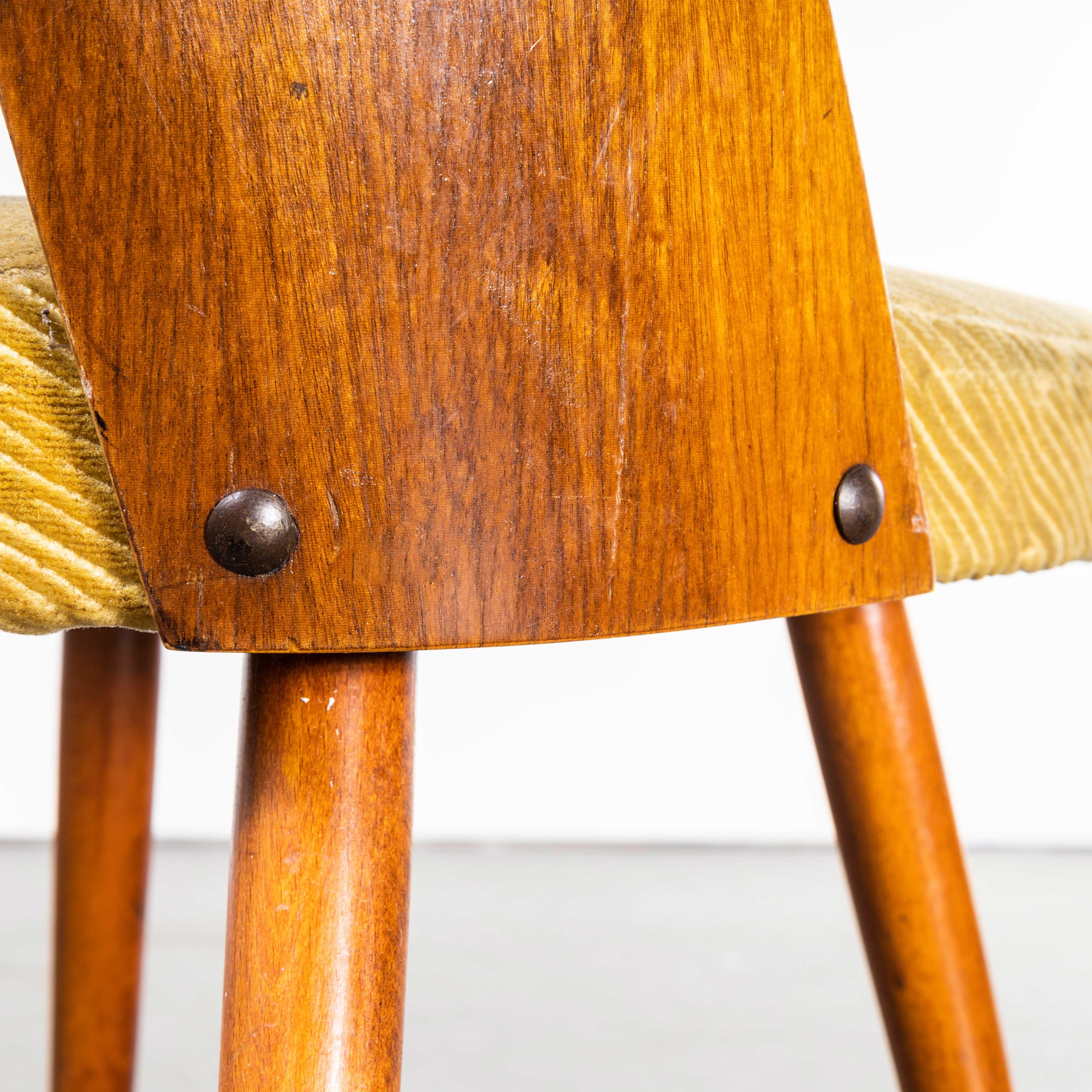 Milieu du XXe siècle Oswald Haerdtl ensemble de quatre chaises de salle à manger tapissées des années 1960 en vente