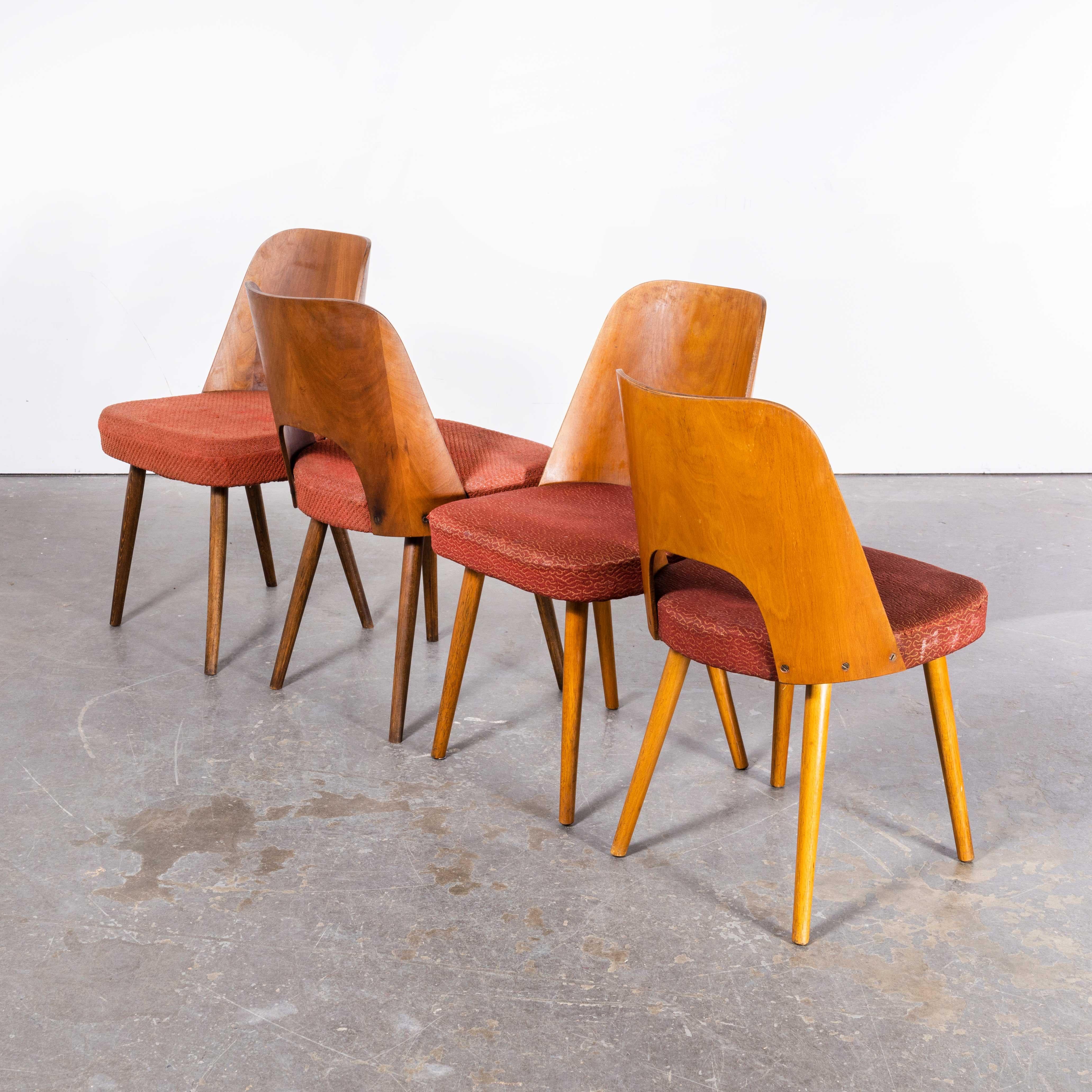 1960er Set von vier gepolsterten Esszimmerstühlen - Oswald Haerdtl (2349) im Angebot 3