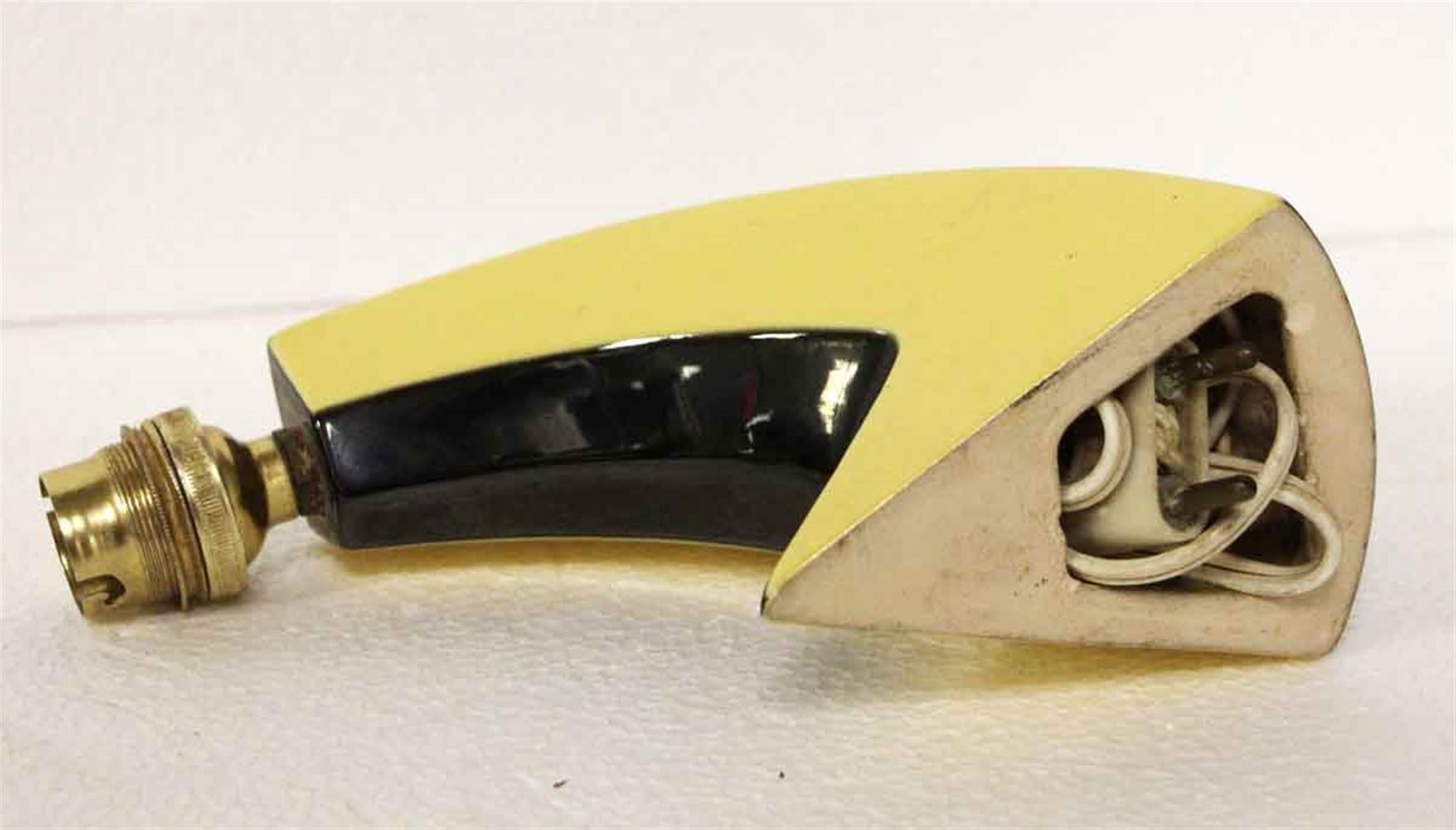1960s Set of French Mid-Century Modern Black and Yellow Ceramic Sconces 7