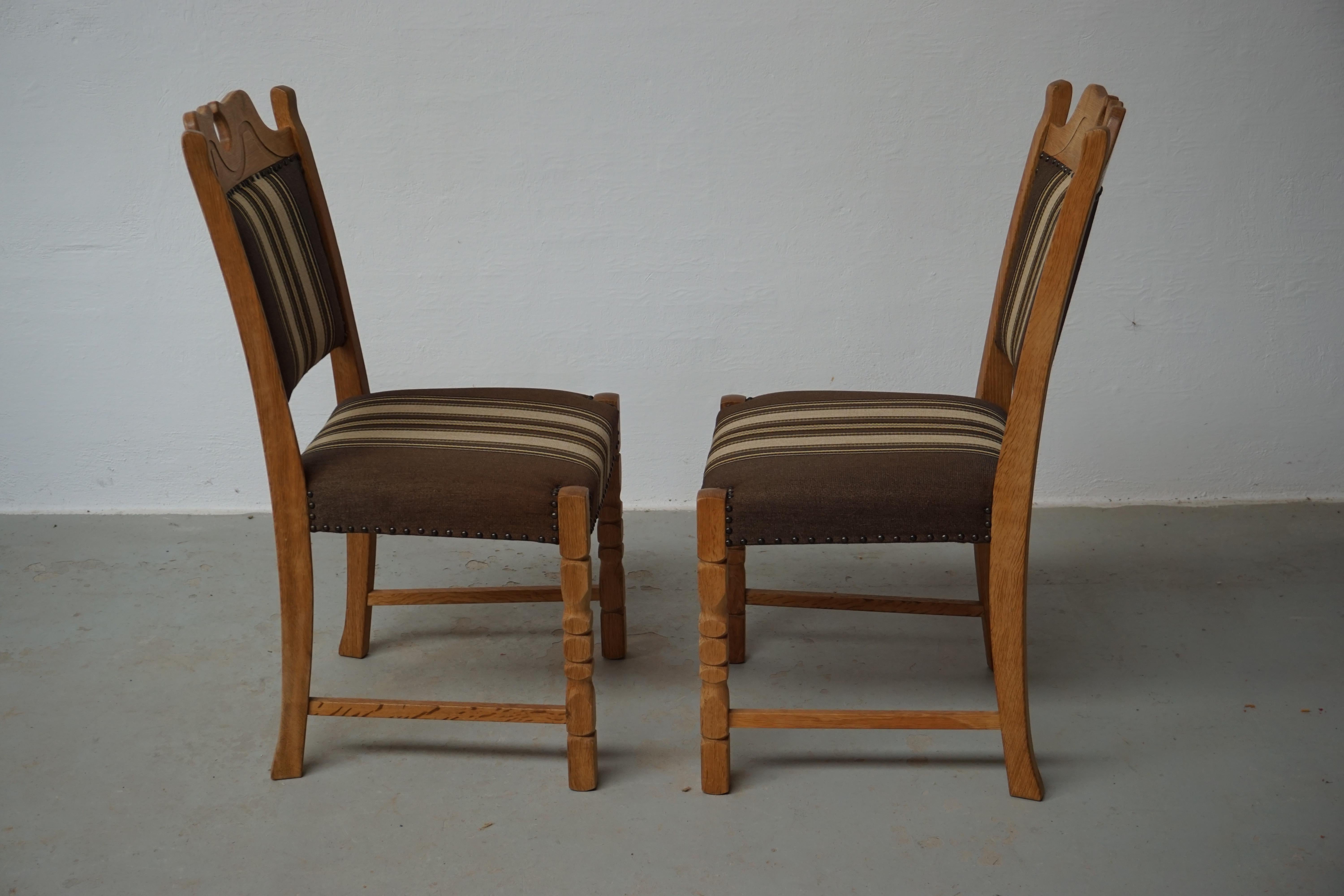 1960's Set of Six Danish Oak Dining Chairs in Henning Kjaernulf Brutalist Style For Sale 2