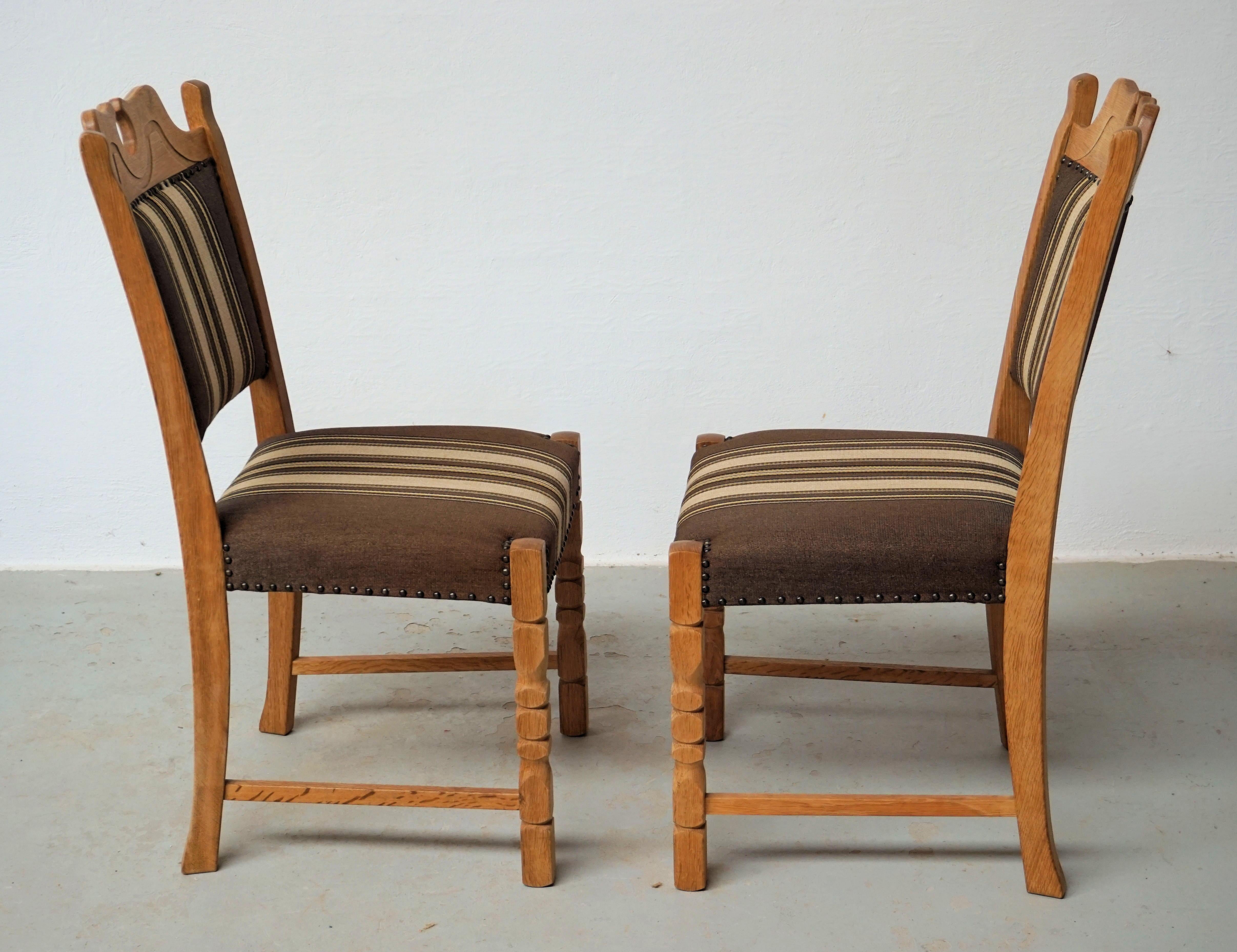 1960's Set of Six Danish Oak Dining Chairs in Henning Kjaernulf Brutalist Style For Sale 3