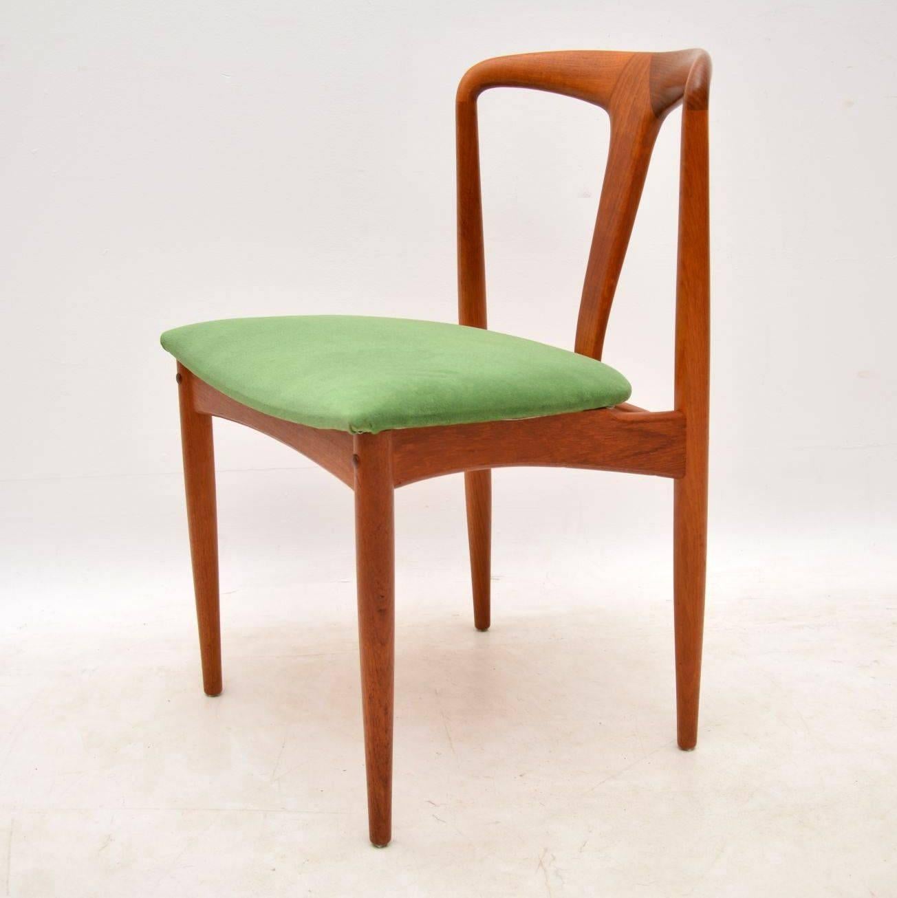 1960s Set of Six Danish Teak Dining Chairs by Johannes Andersen 1