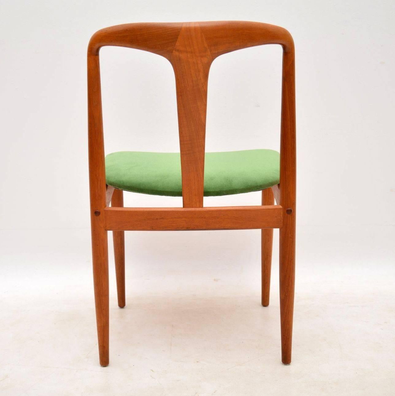 1960s Set of Six Danish Teak Dining Chairs by Johannes Andersen 3