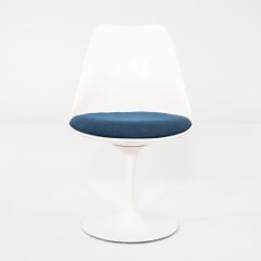 1960s Set of Six Eero Saarinen for Knoll Tulip Dining Chairs with Blue Pads