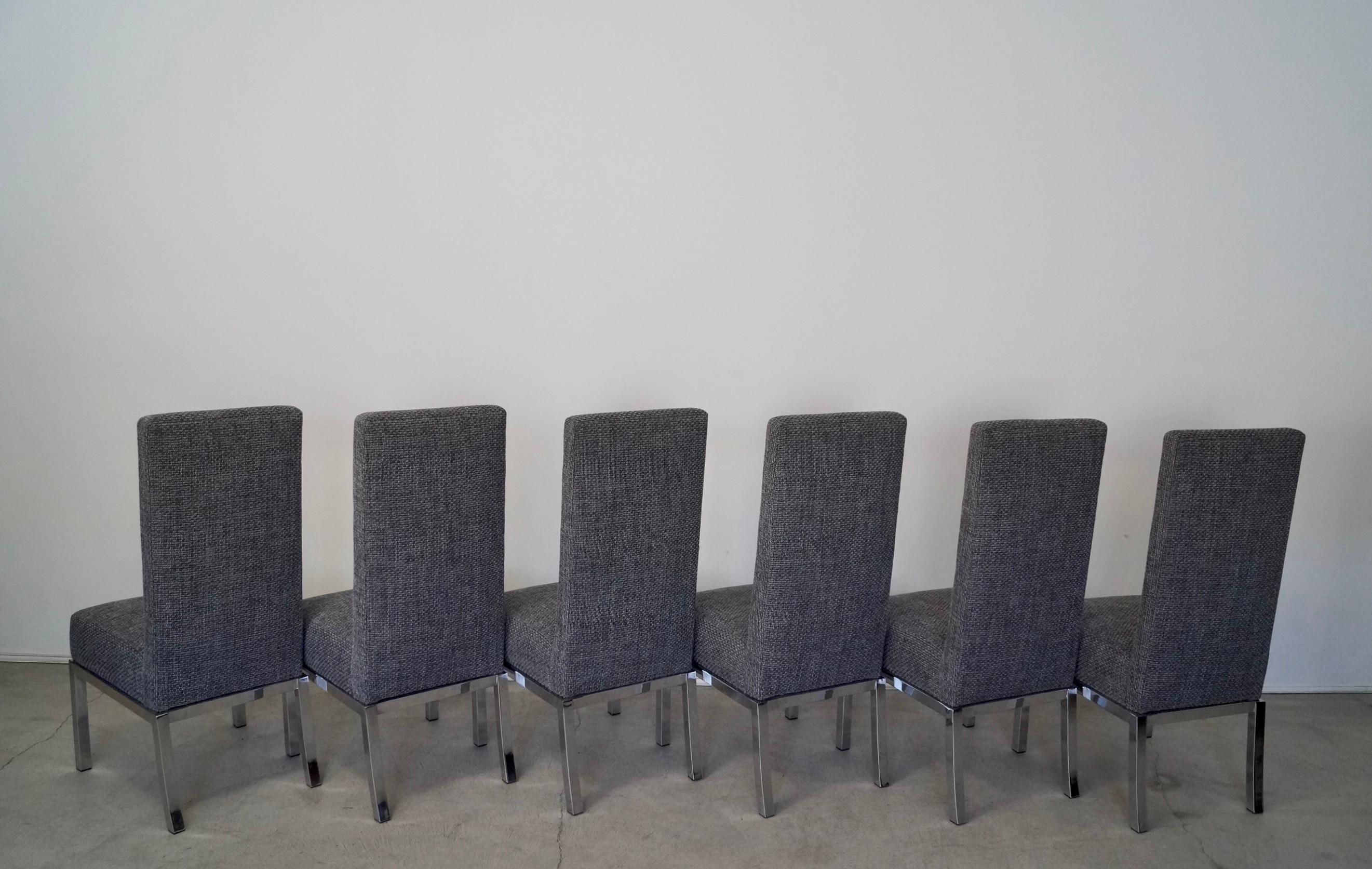 Ensemble de six chaises de salle à manger mi-siècle moderne des années 1960 en vente 4