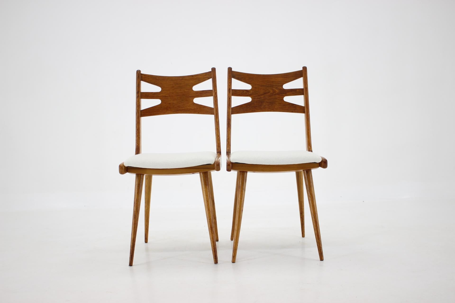 1960s Set of Six Rare Oak Dining Chairs, Czechoslovakia In Good Condition In Praha, CZ