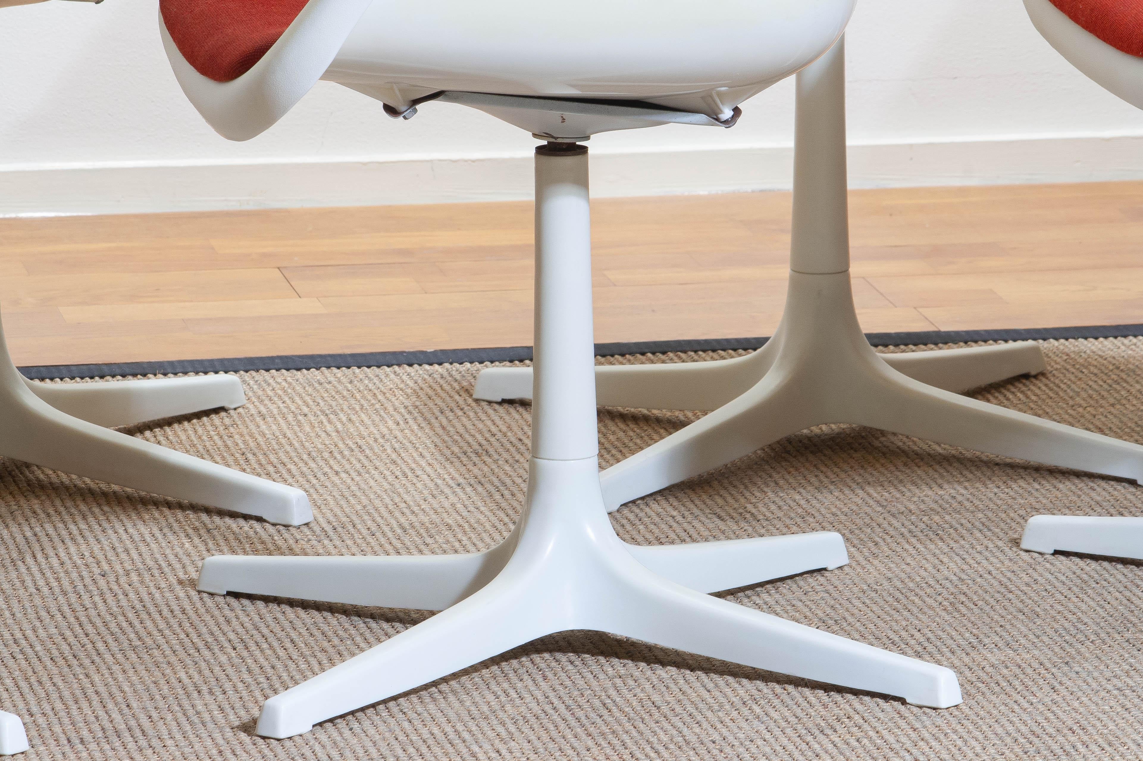 1960s, Set of Six White Swivel Chair by Robin Day for Hille, France 8
