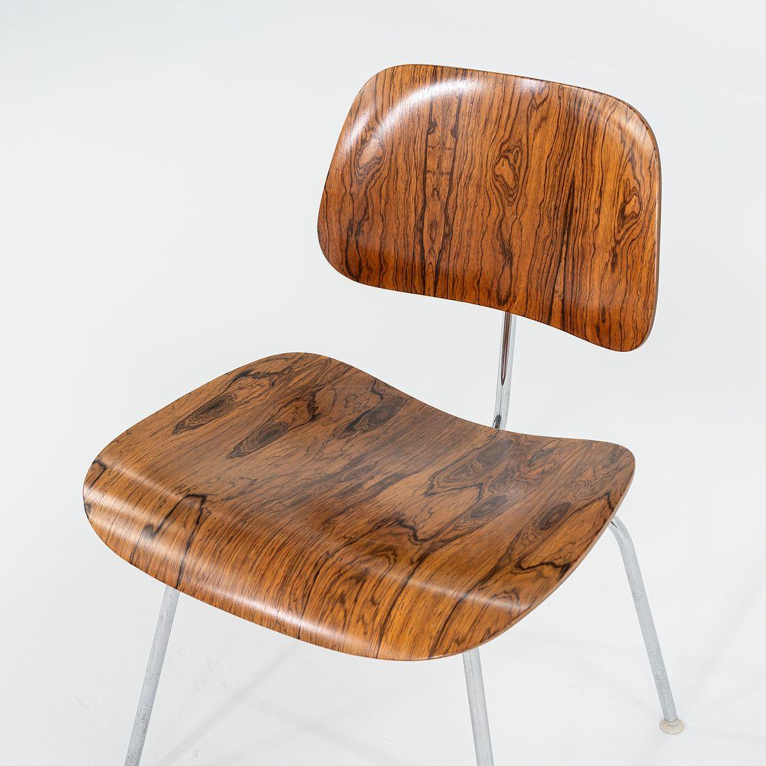 Satz von zehn Herman Miller Eames DCM-Esszimmerstühlen aus brasilianischem Palisanderholz, 1960er Jahre im Zustand „Gut“ im Angebot in Philadelphia, PA