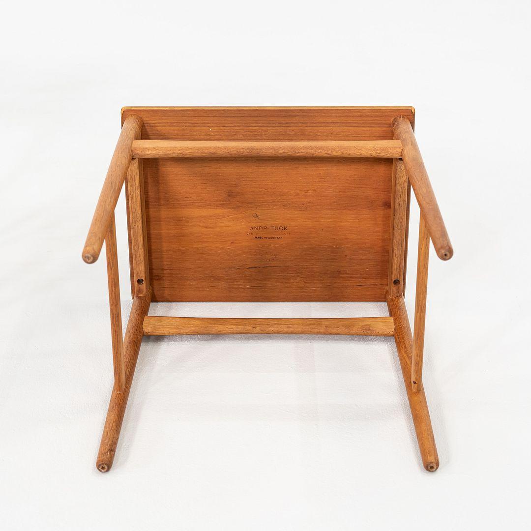 Milieu du XXe siècle 1960s Set of Three Danish Nesting Tables by Hans Wegner in Teak and Oak en vente