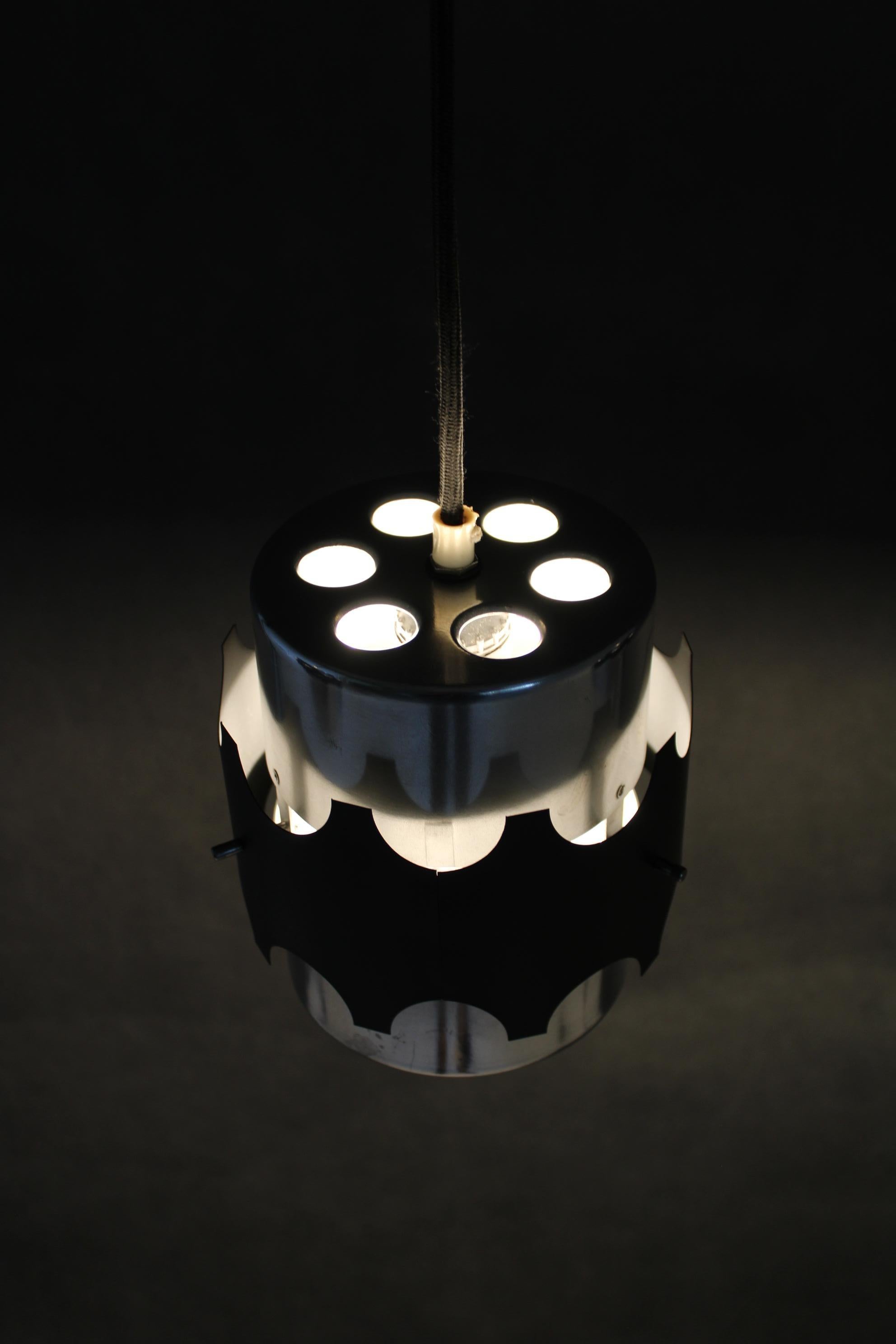 Set di tre lampade a sospensione danesi del 1960 in vendita 6