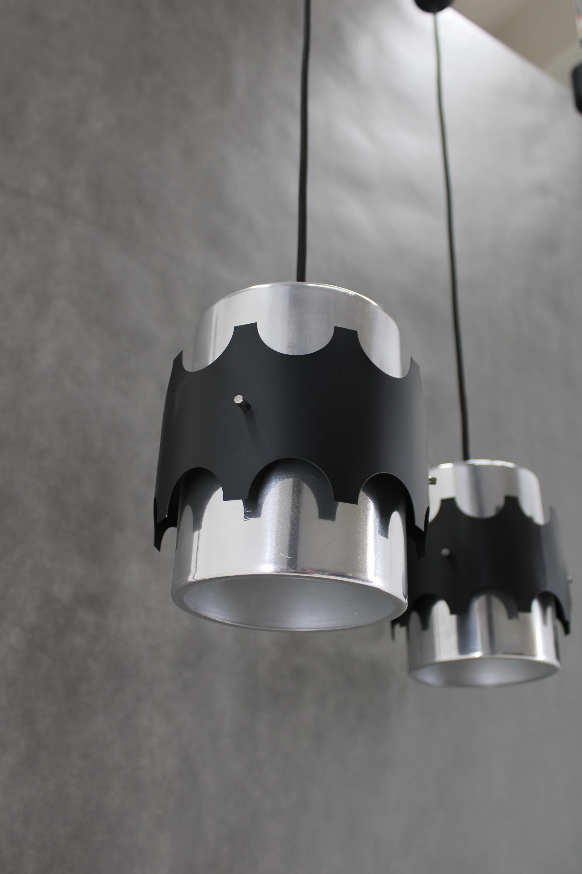 Metallo Set di tre lampade a sospensione danesi del 1960 in vendita