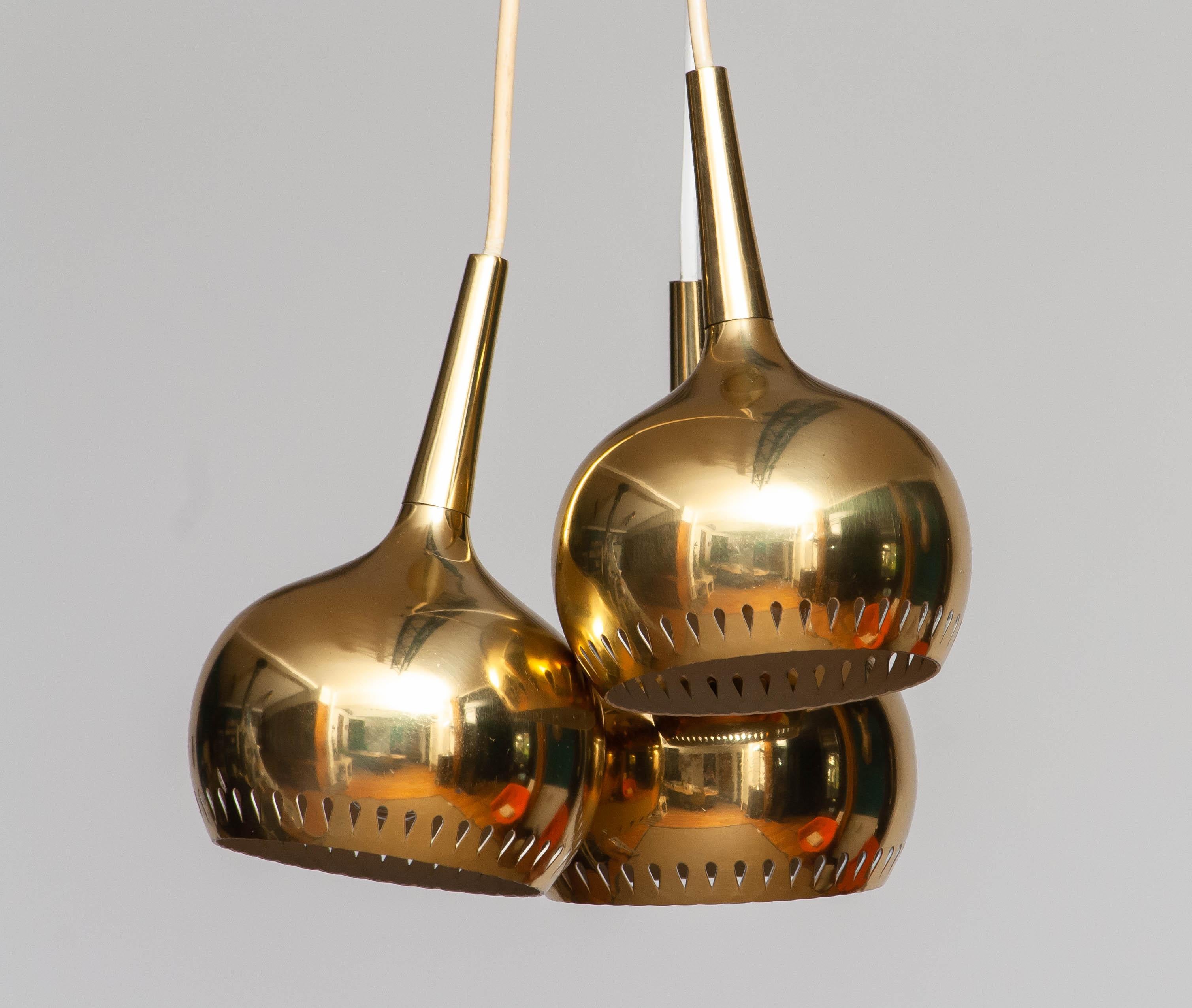 Scandinave moderne 1960, Ensemble de trois lampes suspendues par Hans-Agne Jakobsson, Suède en vente