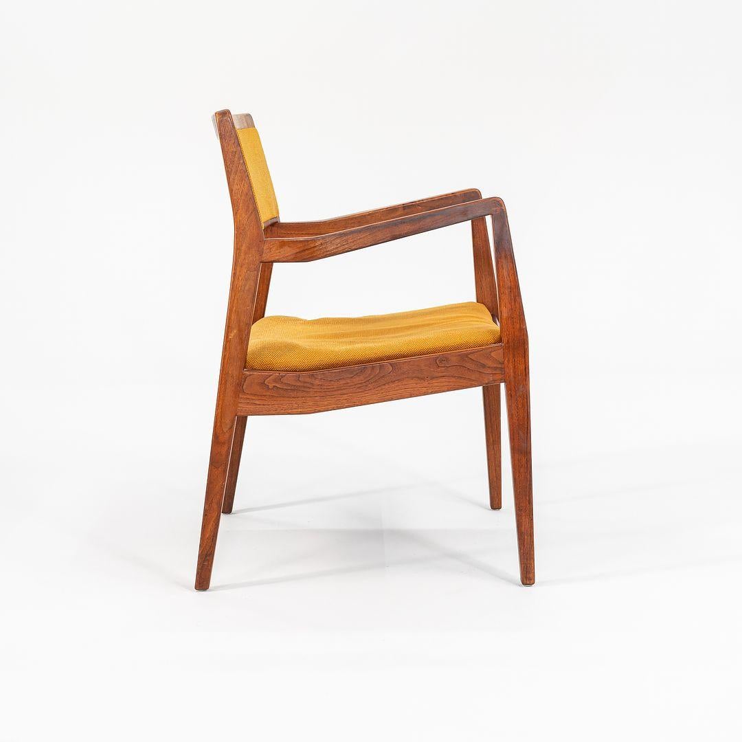 Modern 1960s Set of Twelve Jens Risom Playboy Armchairs in Walnut, Model C-140 For Sale