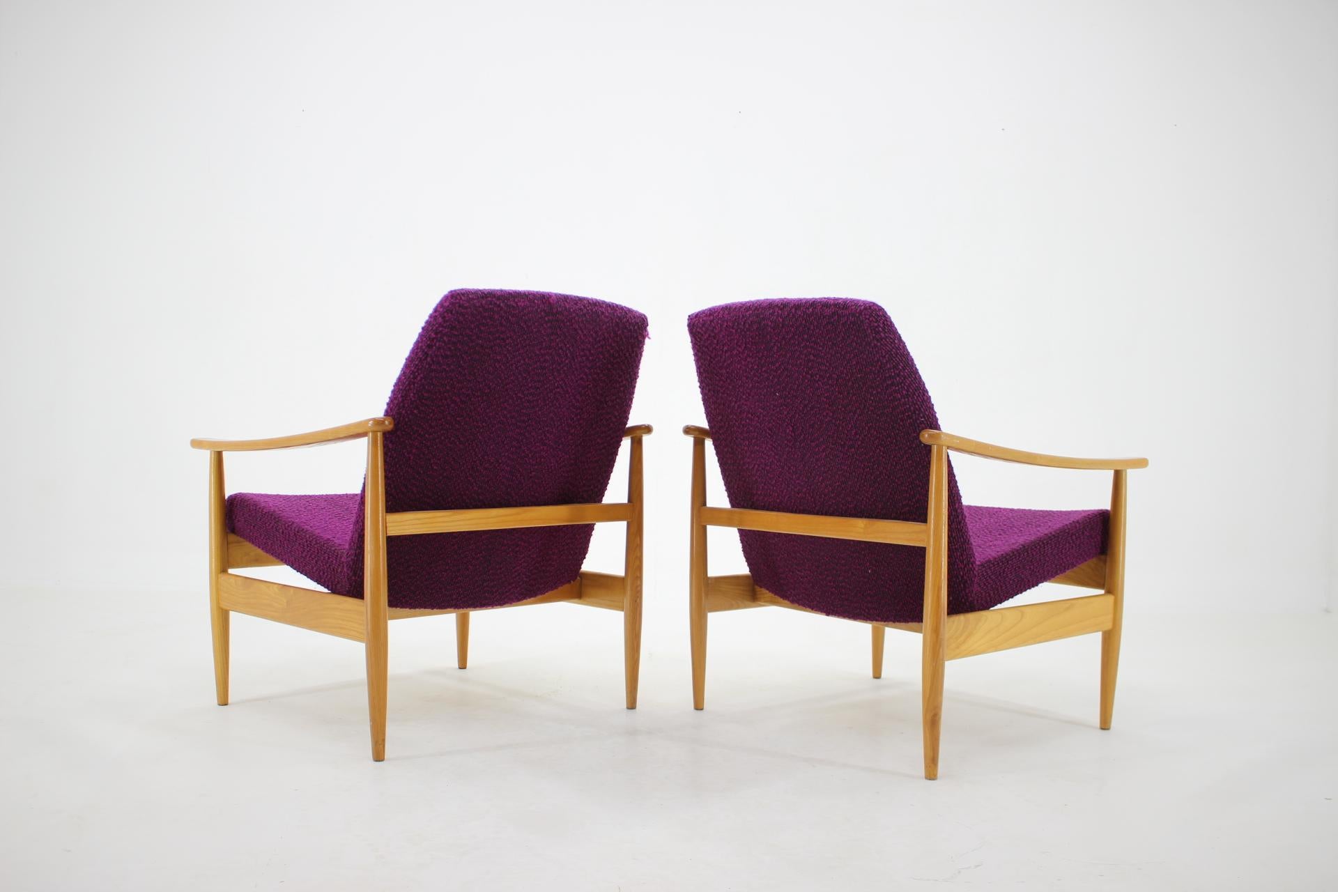1960s Set of Two Armchairs, Czechoslovakia For Sale 2