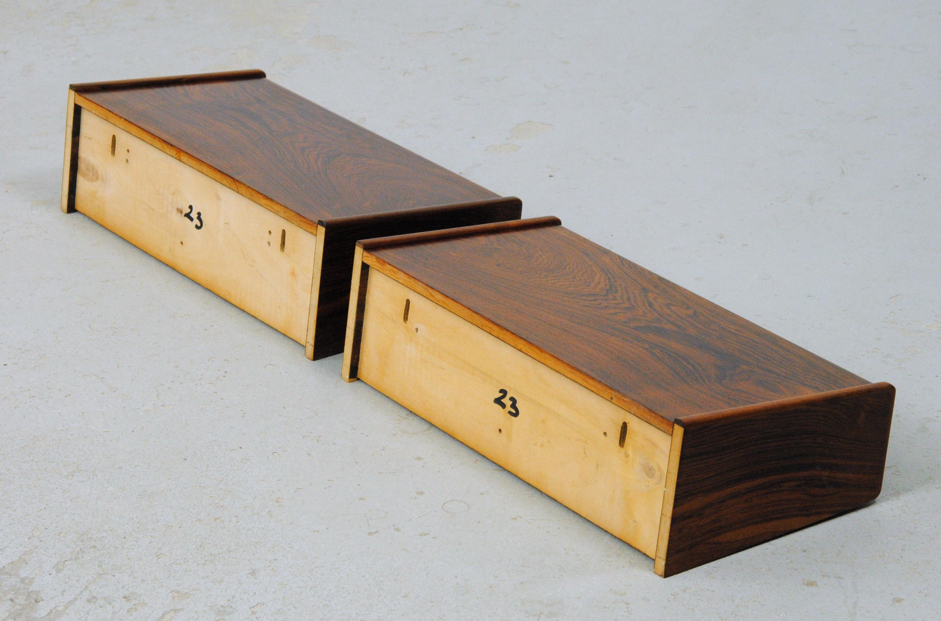 Mid-20th Century 1960s Set of Two Danish Fully Restored Floating Nightstands in Rosewood For Sale