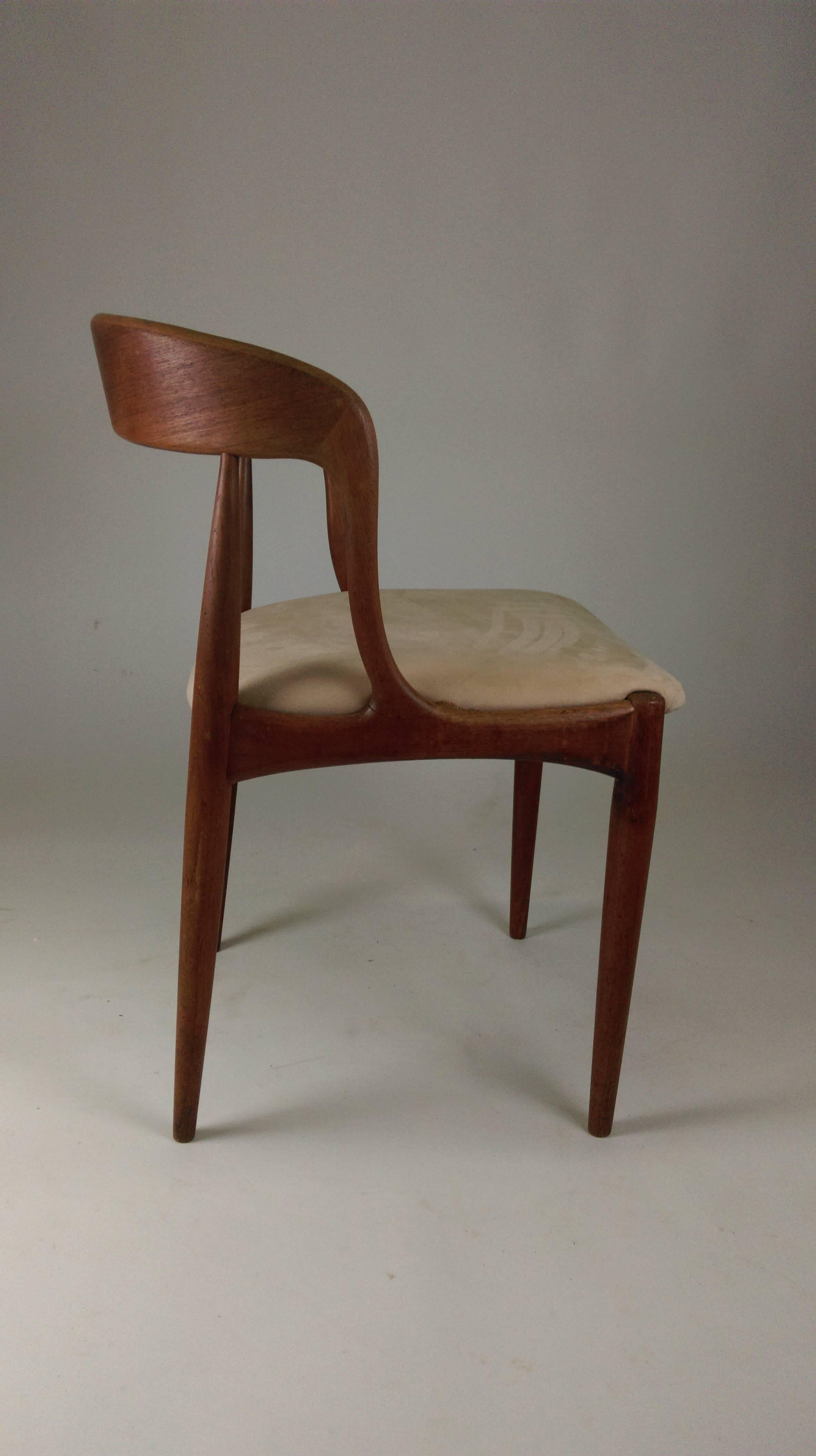 1960s Set of Two Danish Johannes Anderasen Chairs in Teak - Choice of Upholstery 6