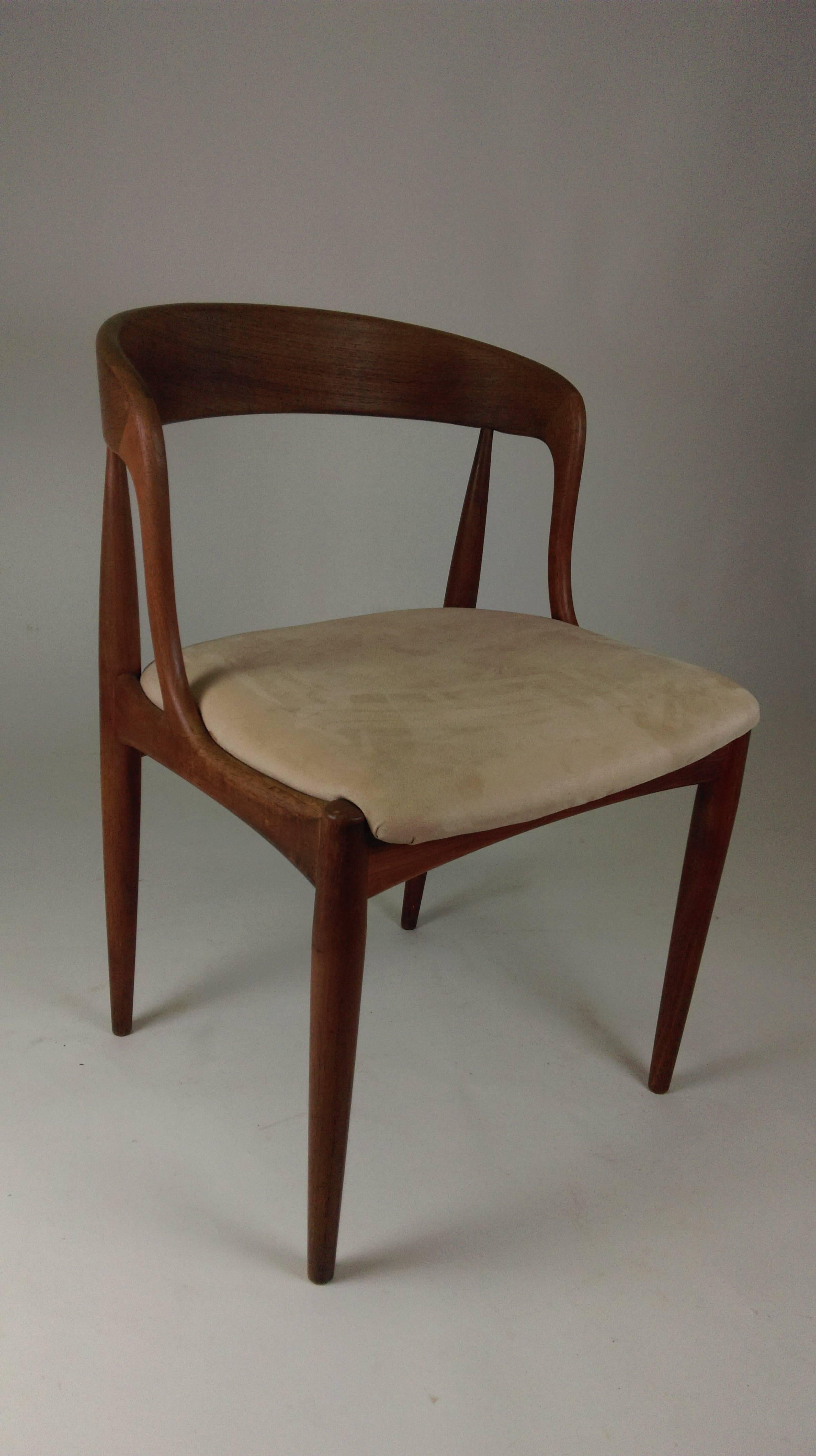 1960s Set of Two Danish Johannes Anderasen Chairs in Teak - Choice of Upholstery 7