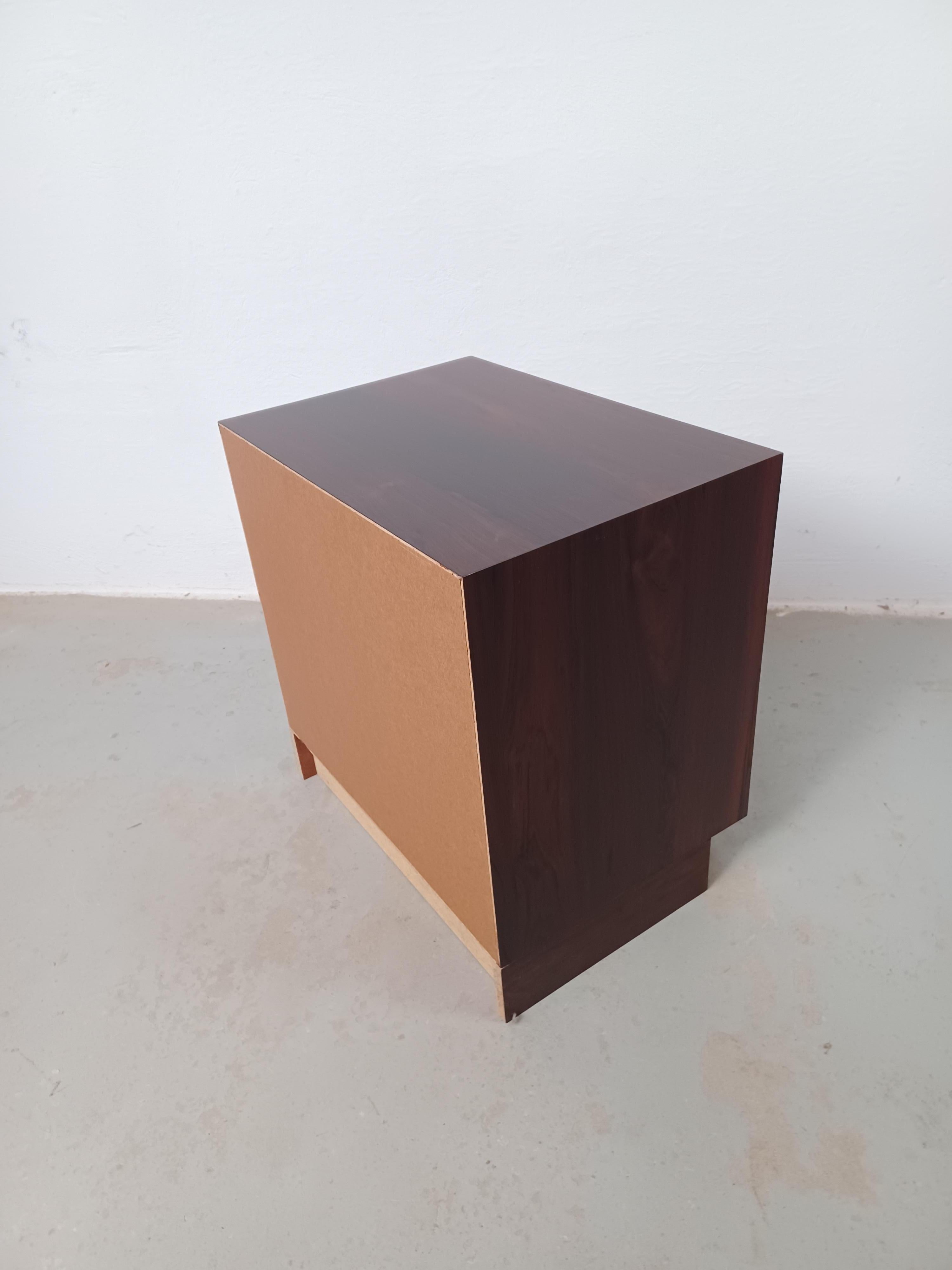 1960s Set of Two Danish Rosewood Nightstands or Chests of Drawers (Ensemble de deux tables de nuit ou commodes en palissandre danois) en vente 2