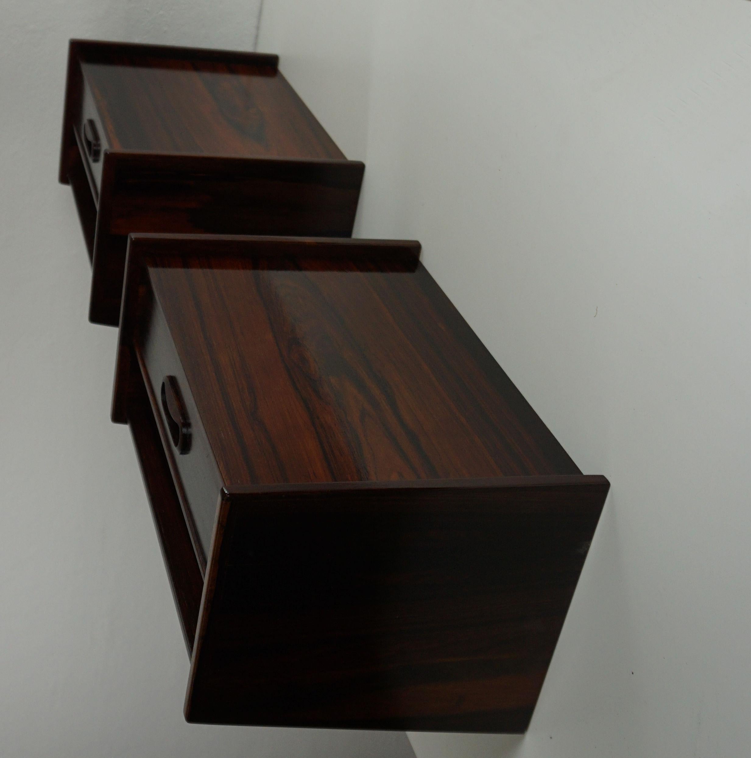 Mid-Century Modern 1960s Set of Two Fully Restored Danish Floating Rosewood Nightstands For Sale