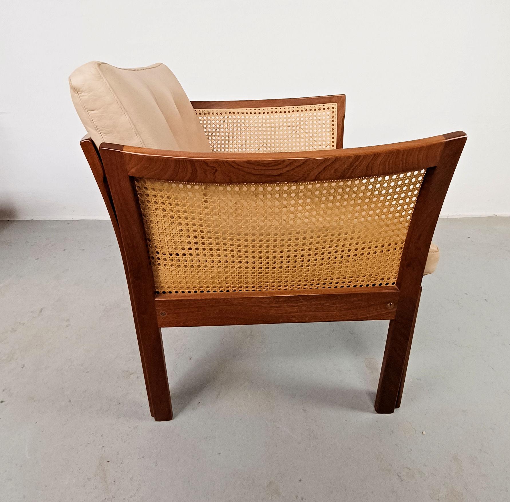 1960s Set of Two Illum Vikkelso Plexus Easy Chairs in Rosewood by CFC Silkeborg For Sale 8