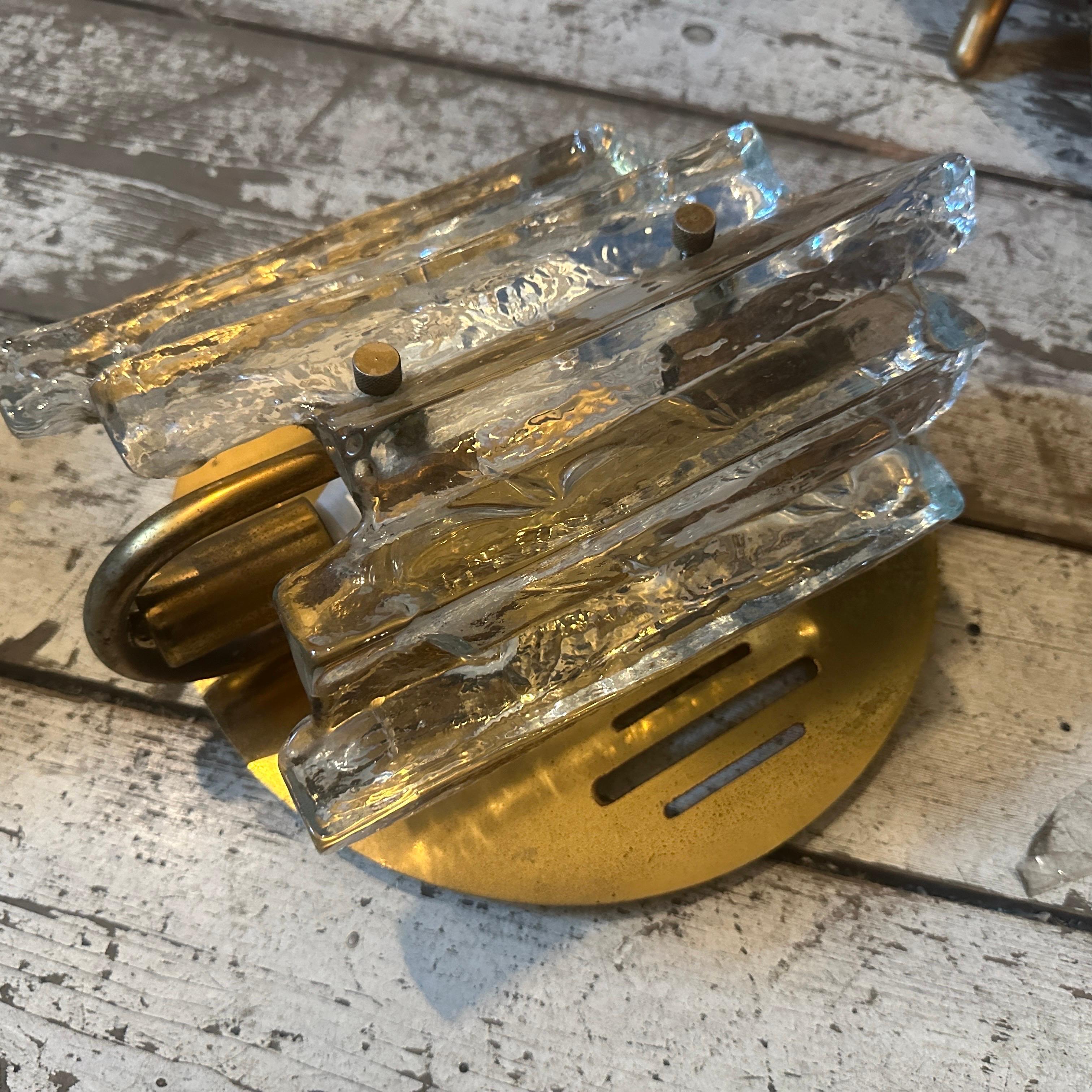 1960s Set of two Metal and Clear Murano Glass Mid-Century Modern Wall Sconces For Sale 8